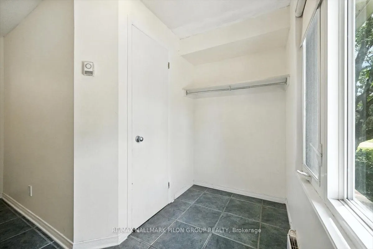 6748 Jeanne D'arc Boulevard, #A