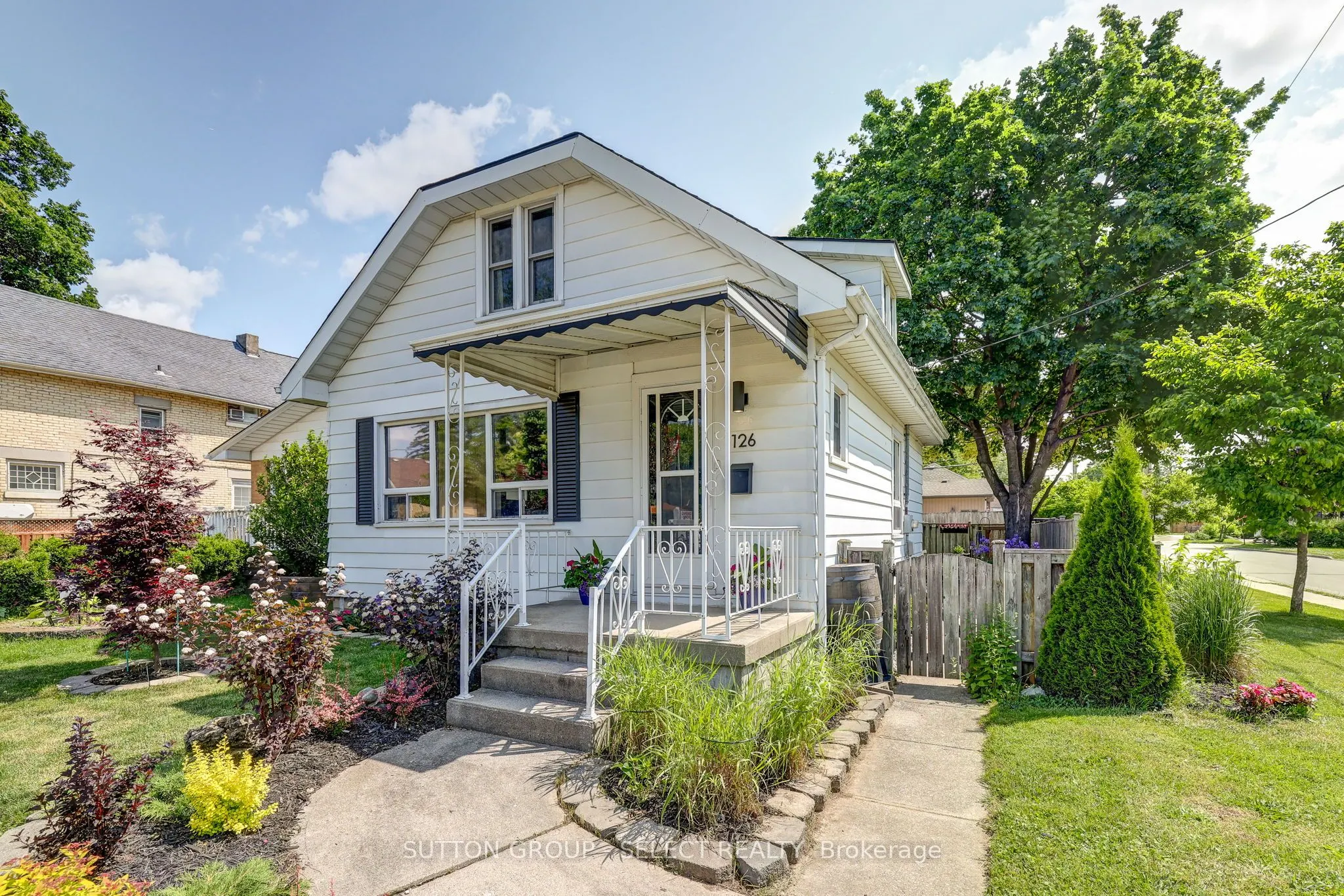 126 Brisbin Street