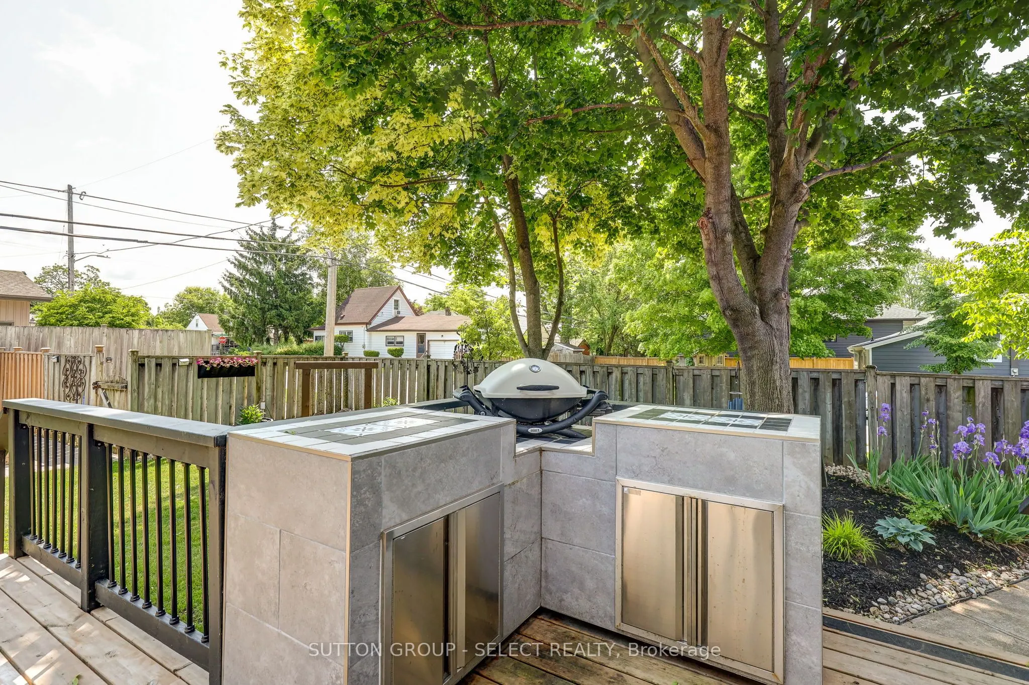 126 Brisbin Street