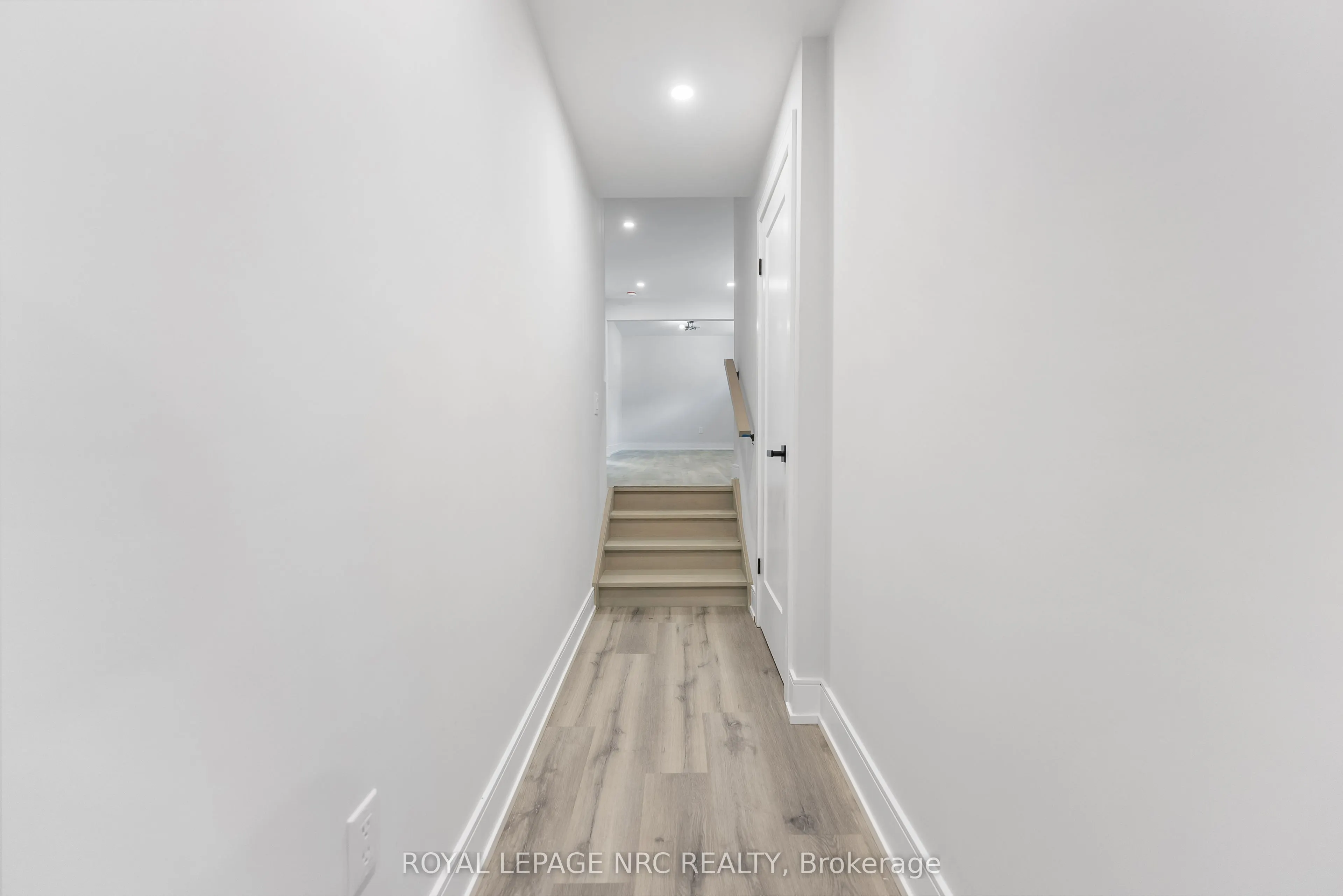 318 River Road, #Lower