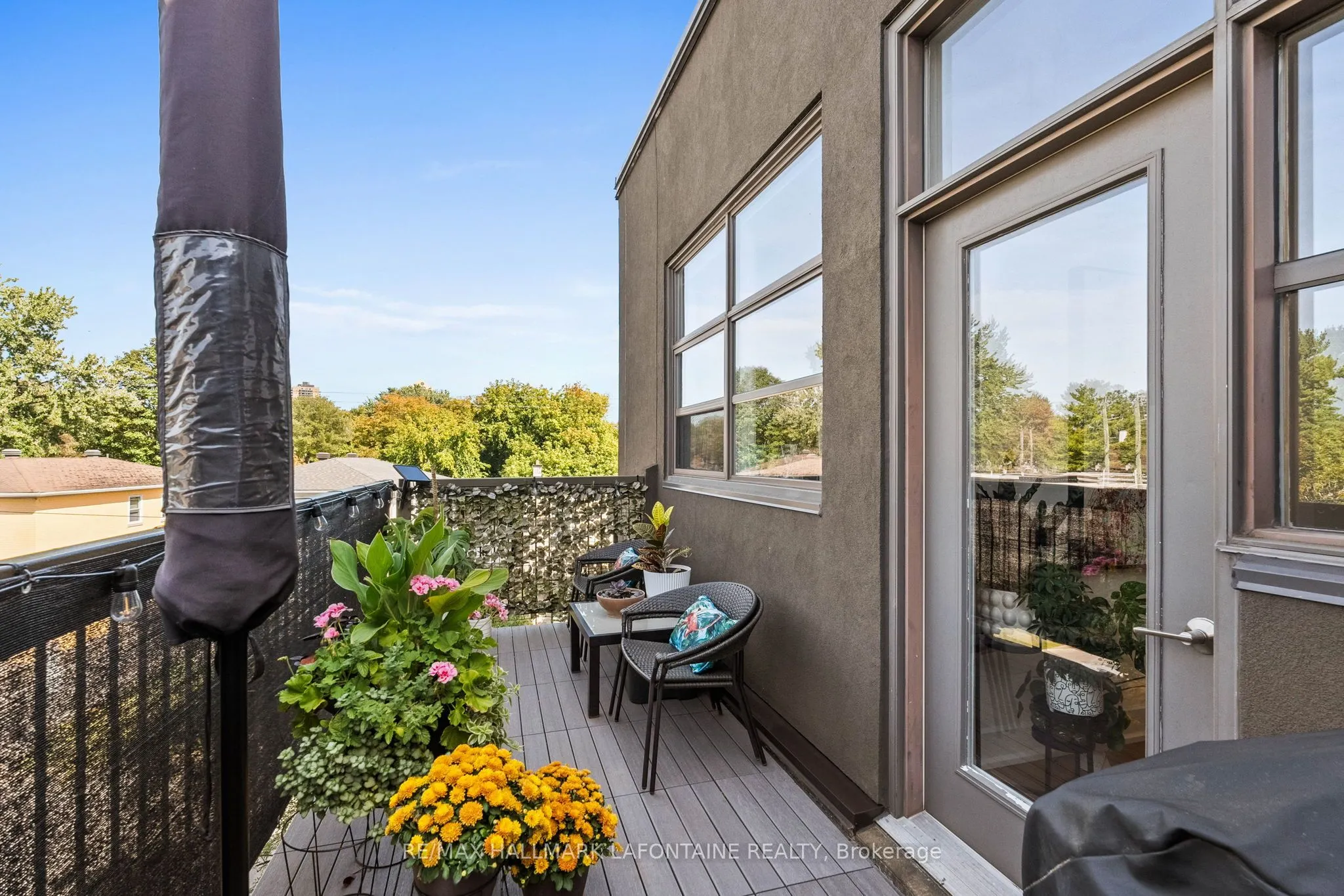 345 St-Denis Street, #317