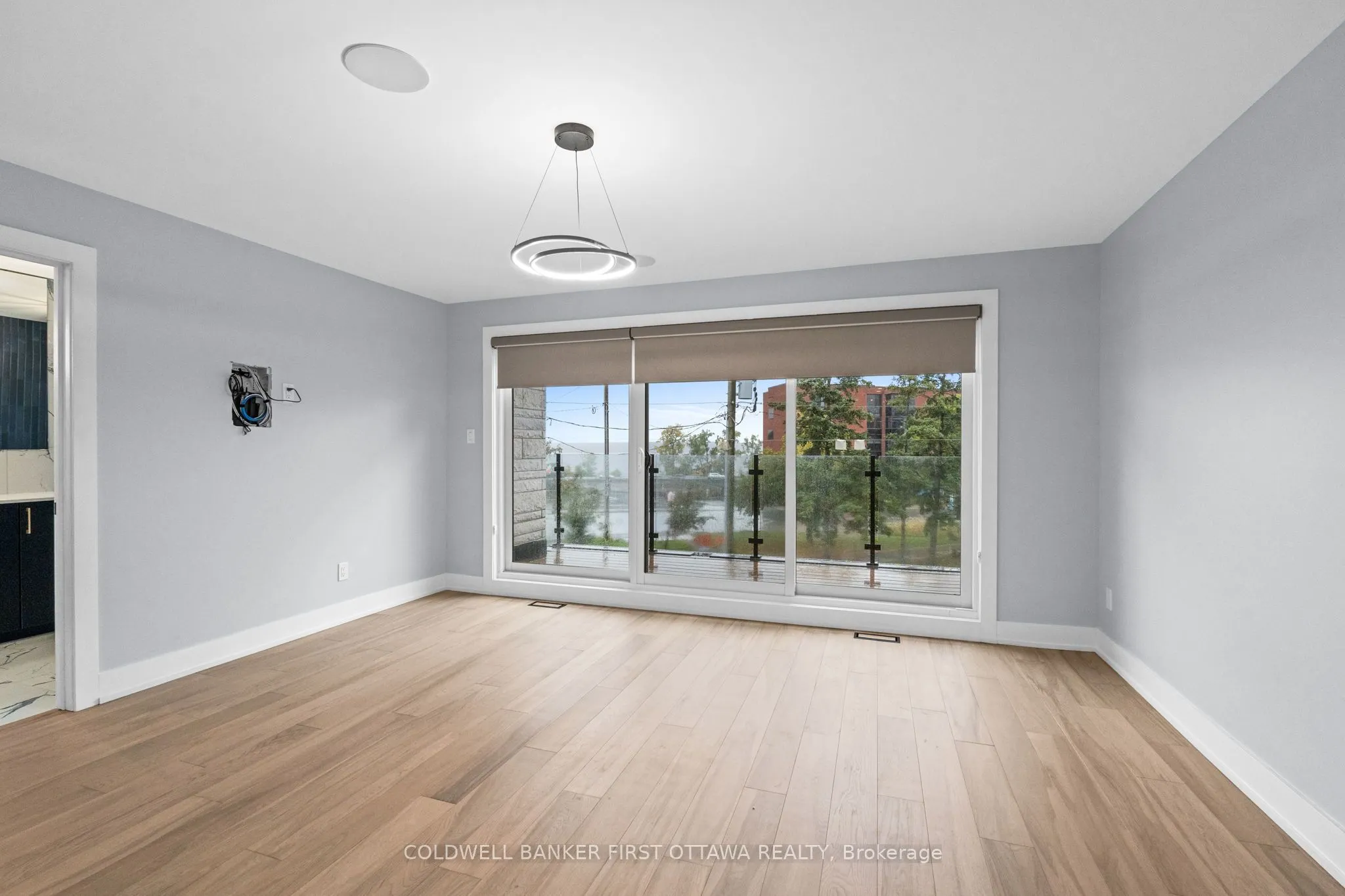 884 BYRON Avenue, #A