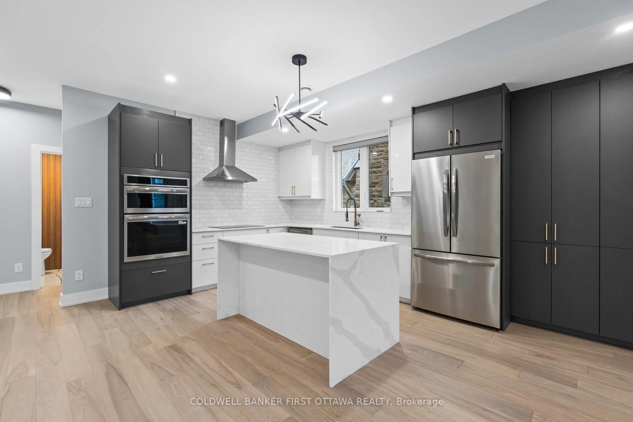 884 BYRON Avenue, #A