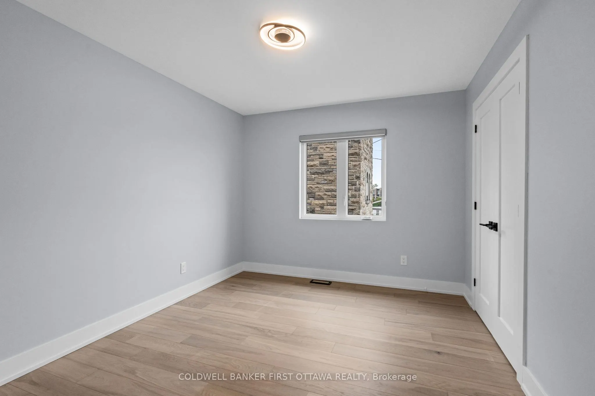 884 BYRON Avenue, #A