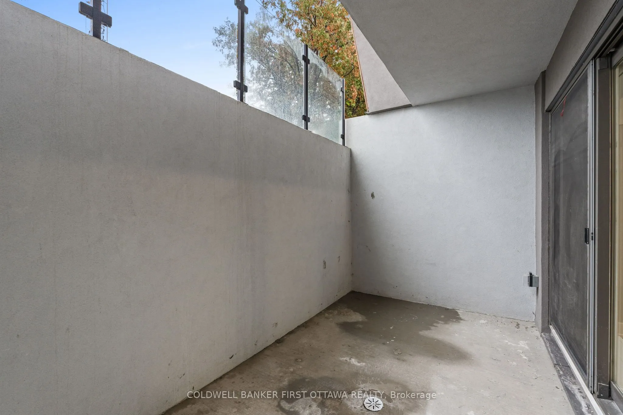 884 BYRON Avenue, #B