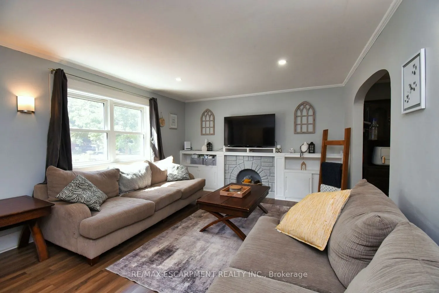 326 Darling Street