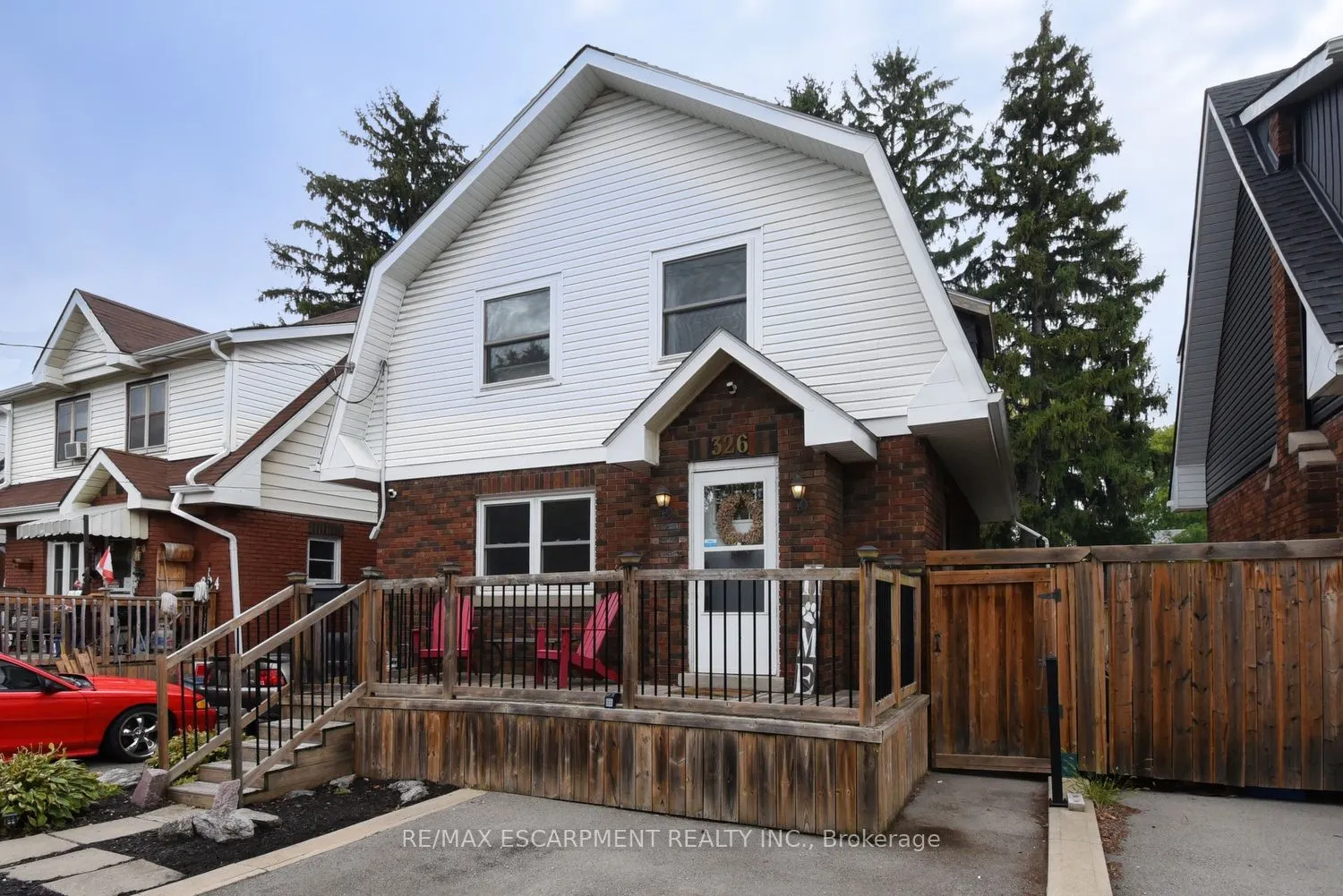 326 Darling Street
