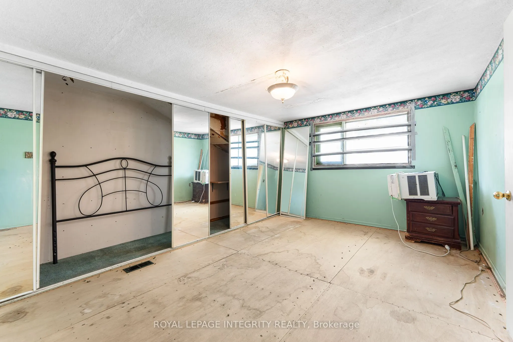 17 Second Avenue