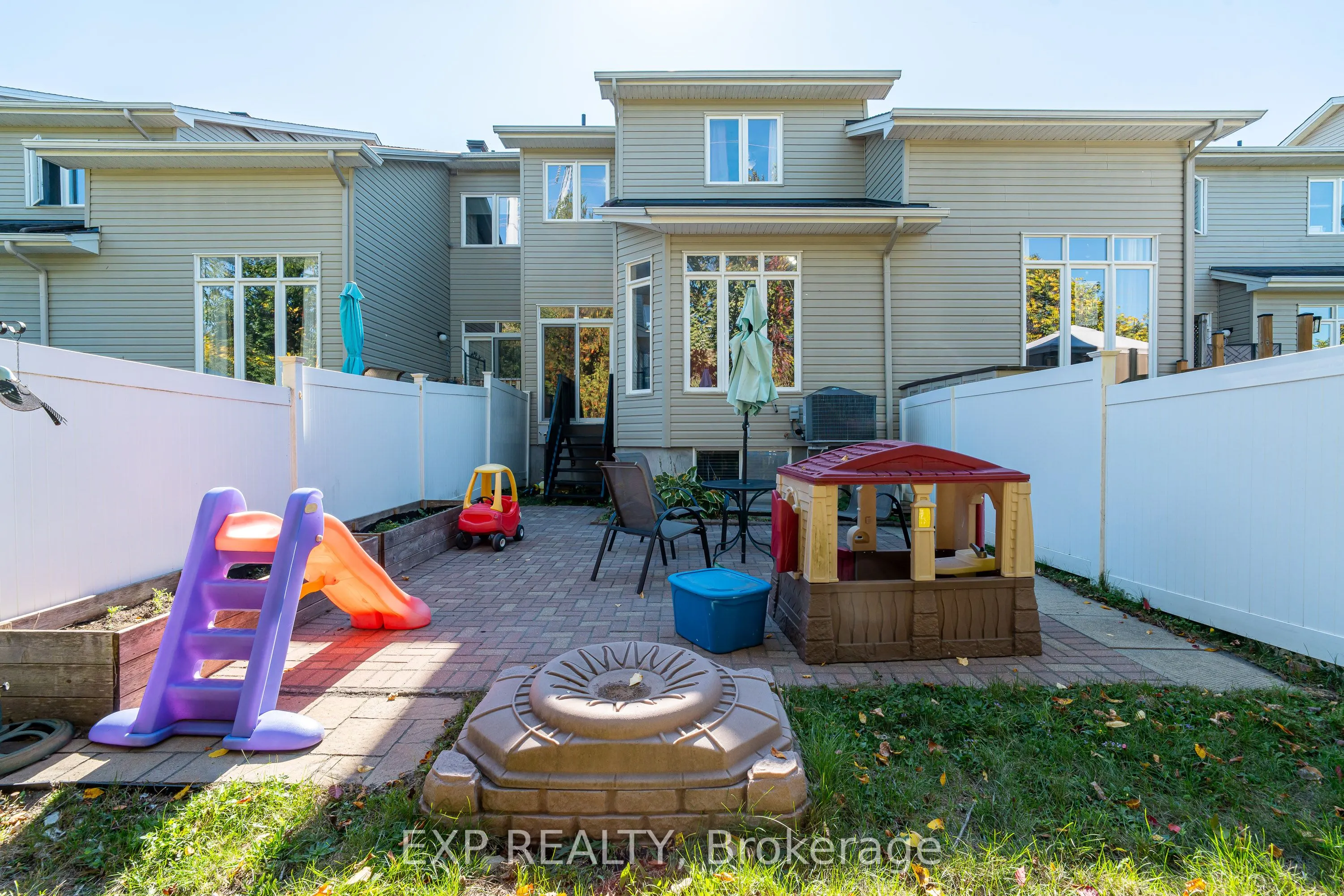 441 Foxhall Way