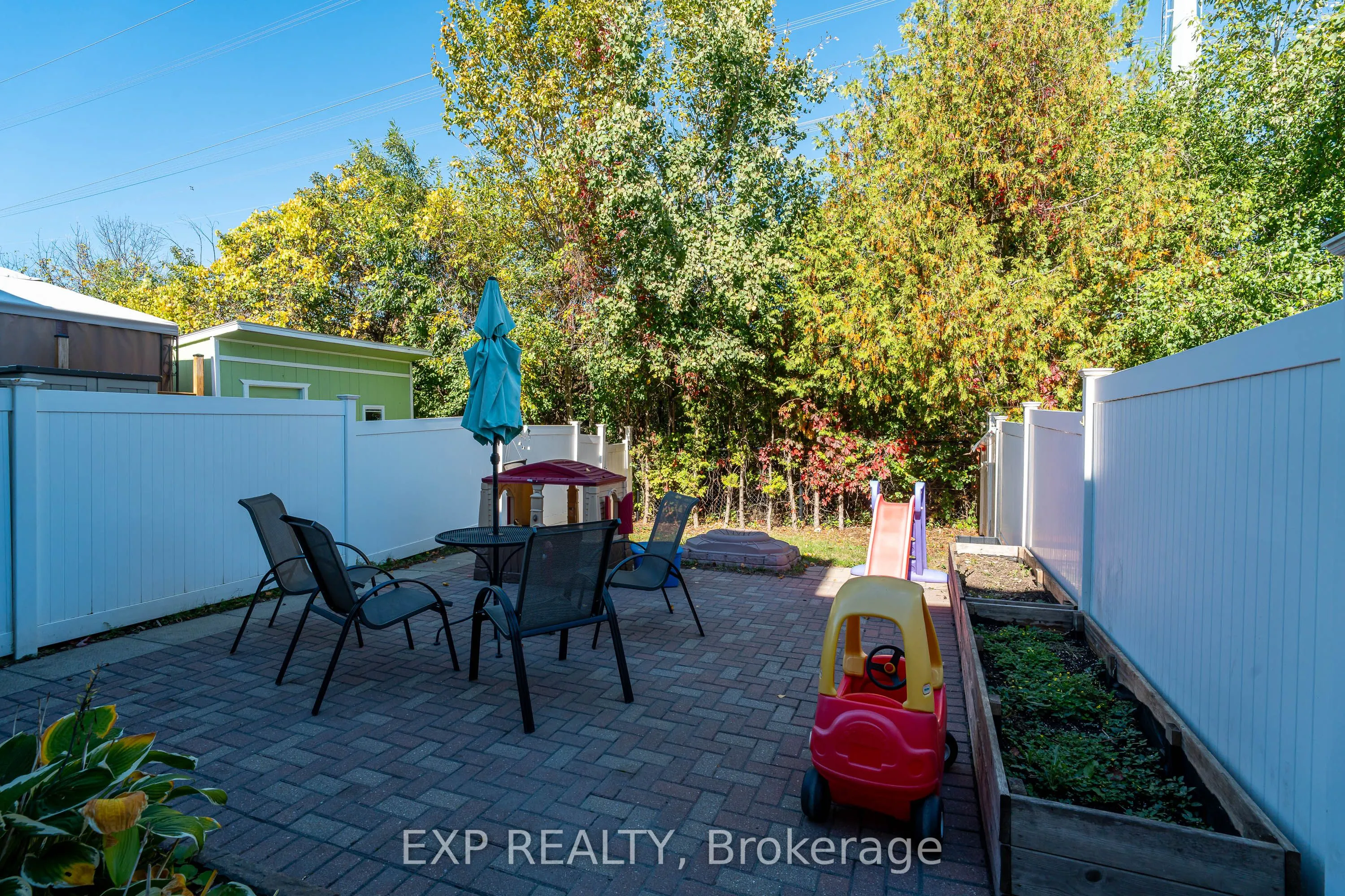 441 Foxhall Way