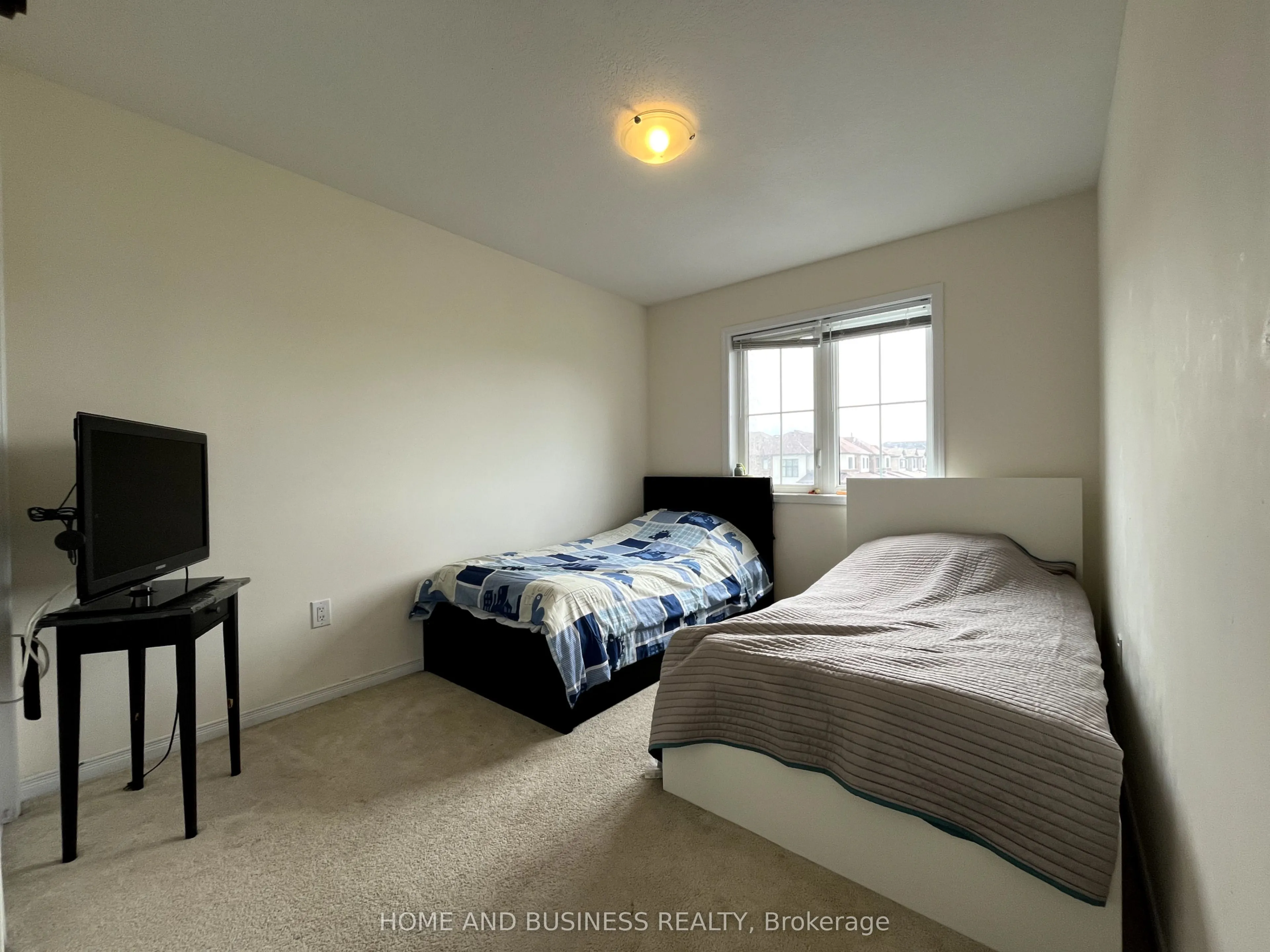 27 Allcroft Court
