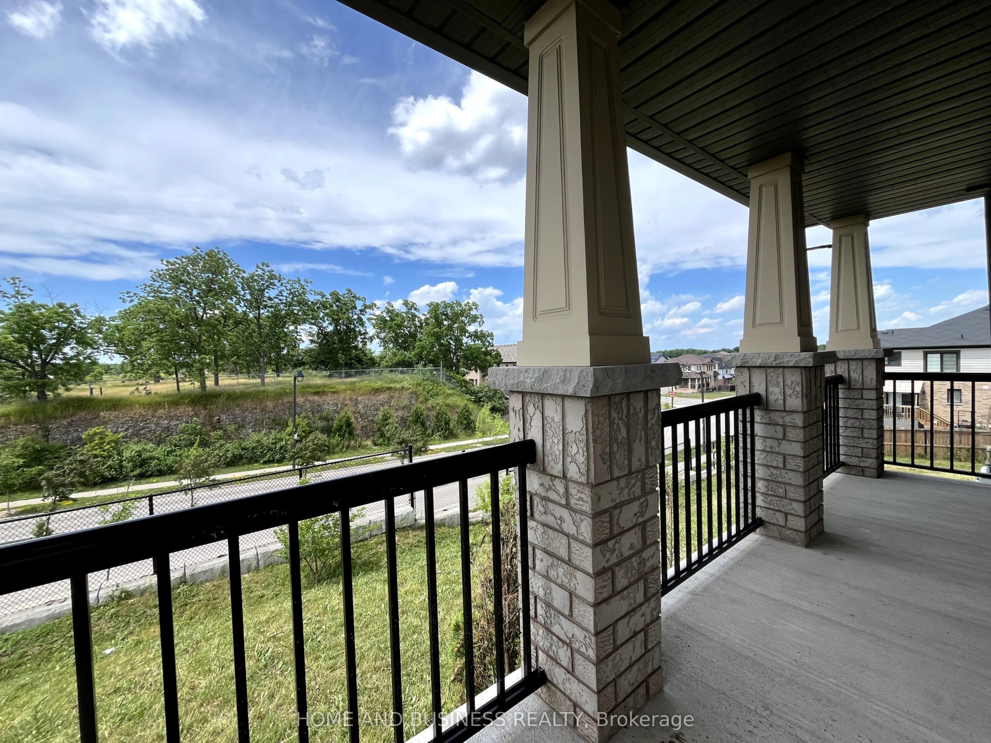 27 Allcroft Court