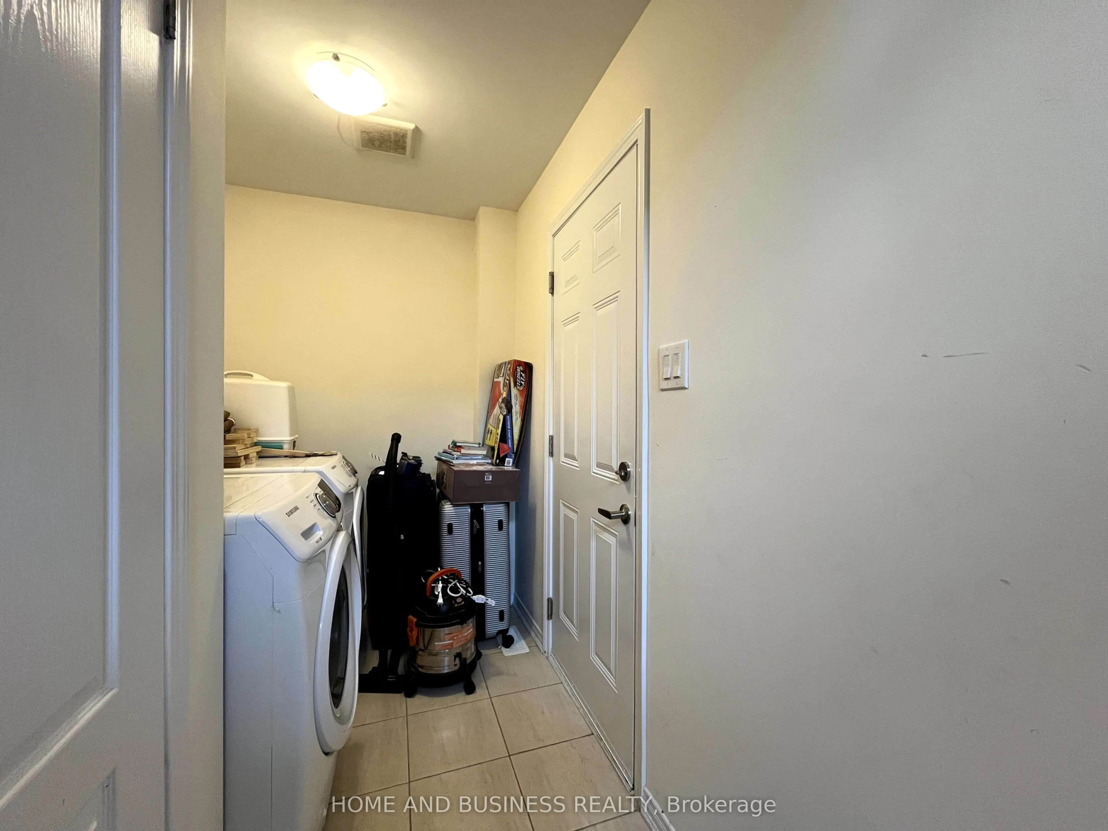 27 Allcroft Court