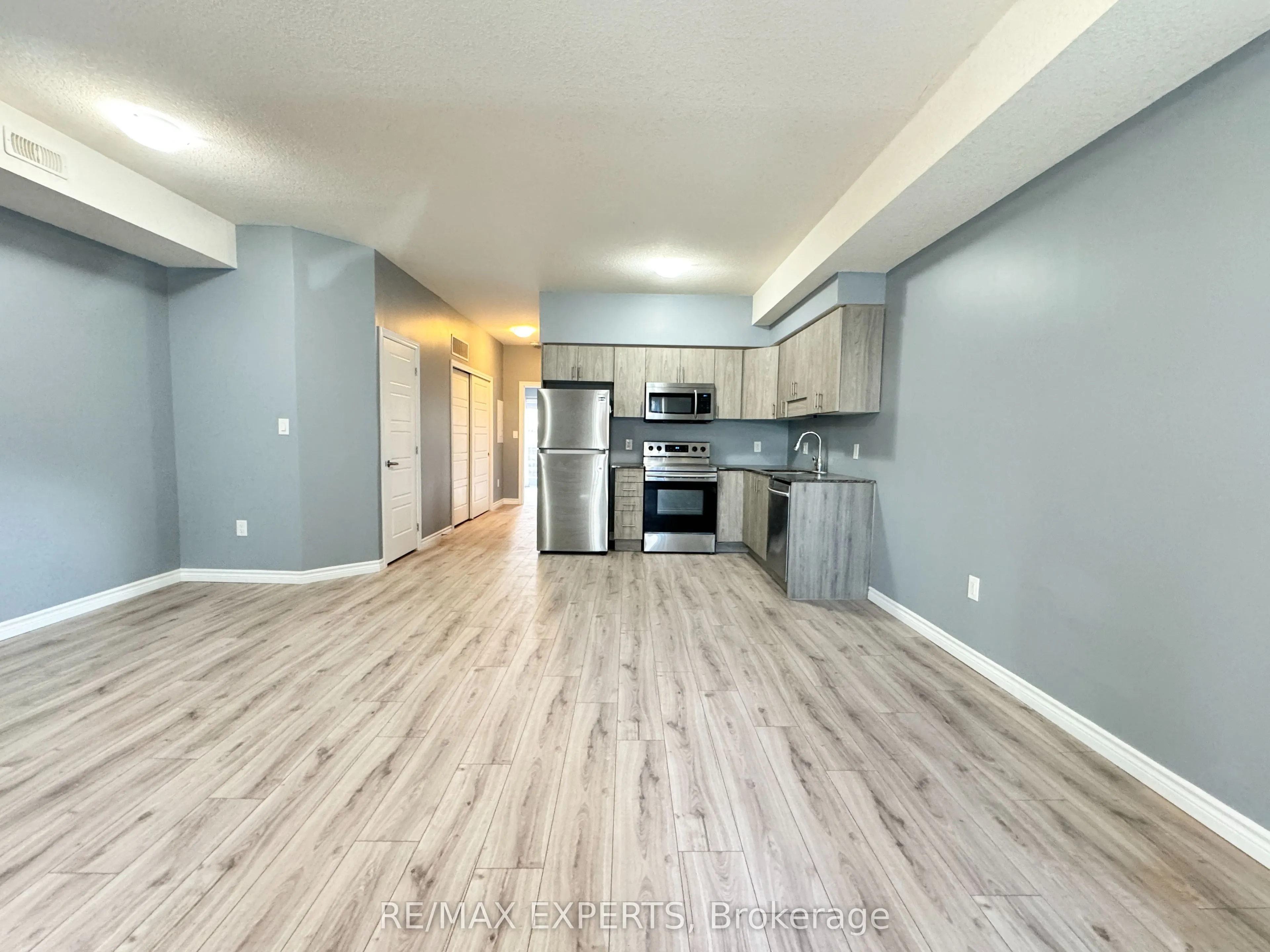 1430 Highland Road, #33A