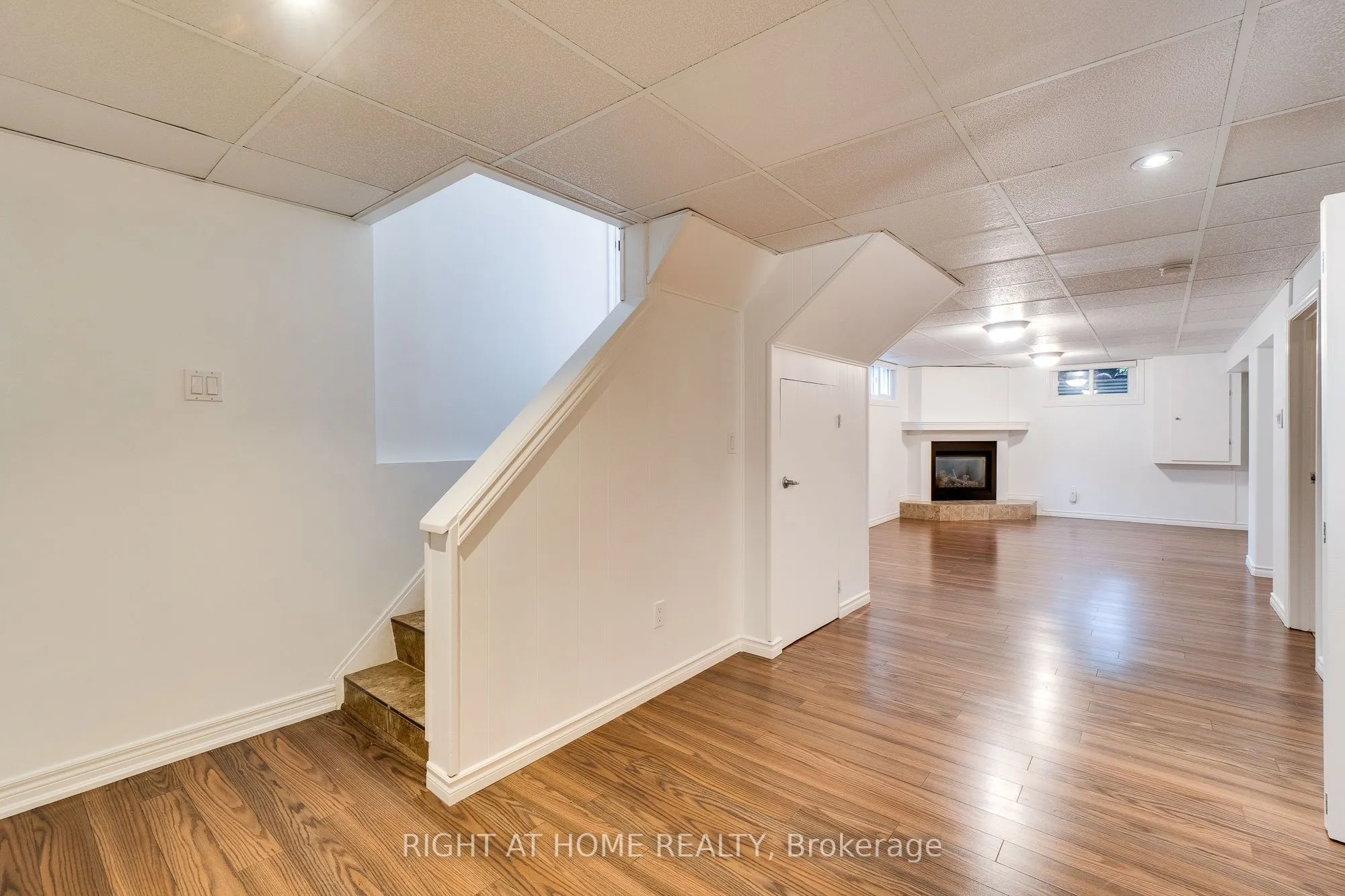 435 Parkside Drive