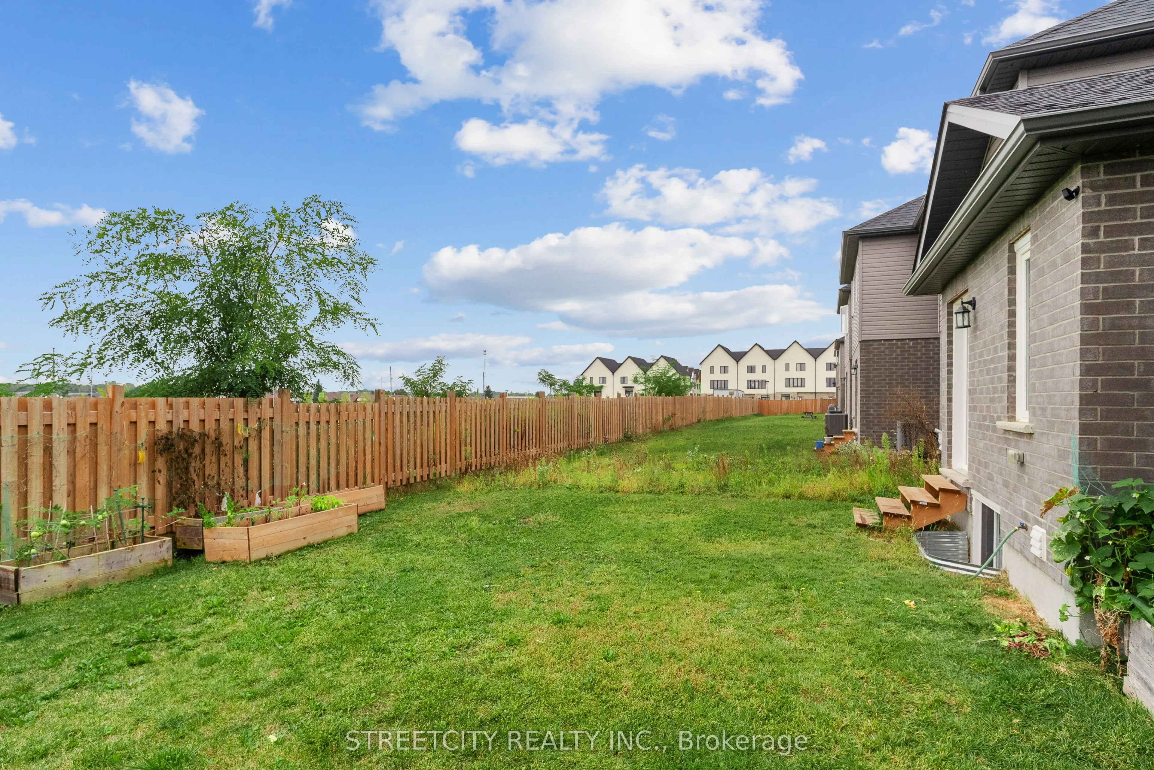 307 Kennington Way