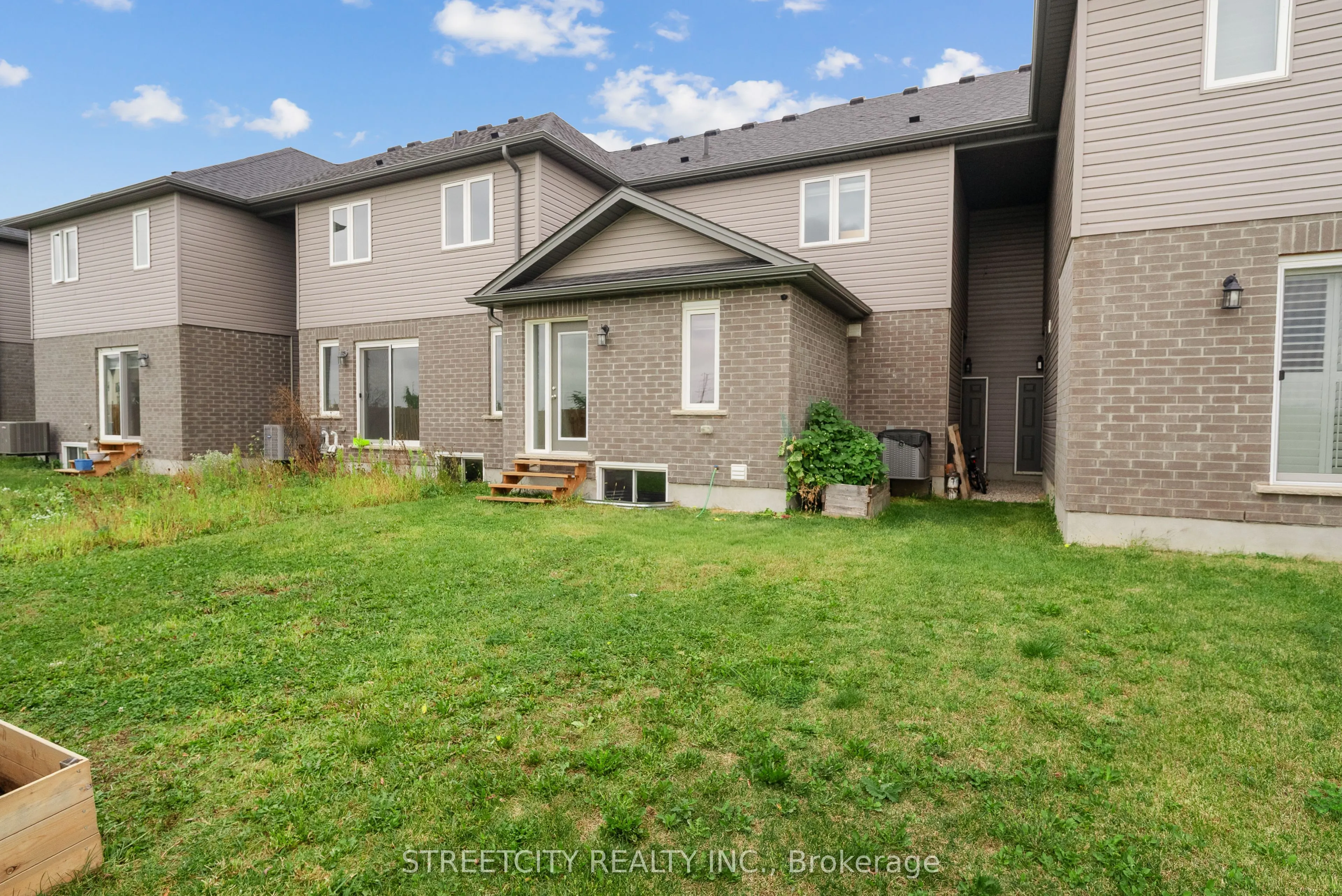 307 Kennington Way