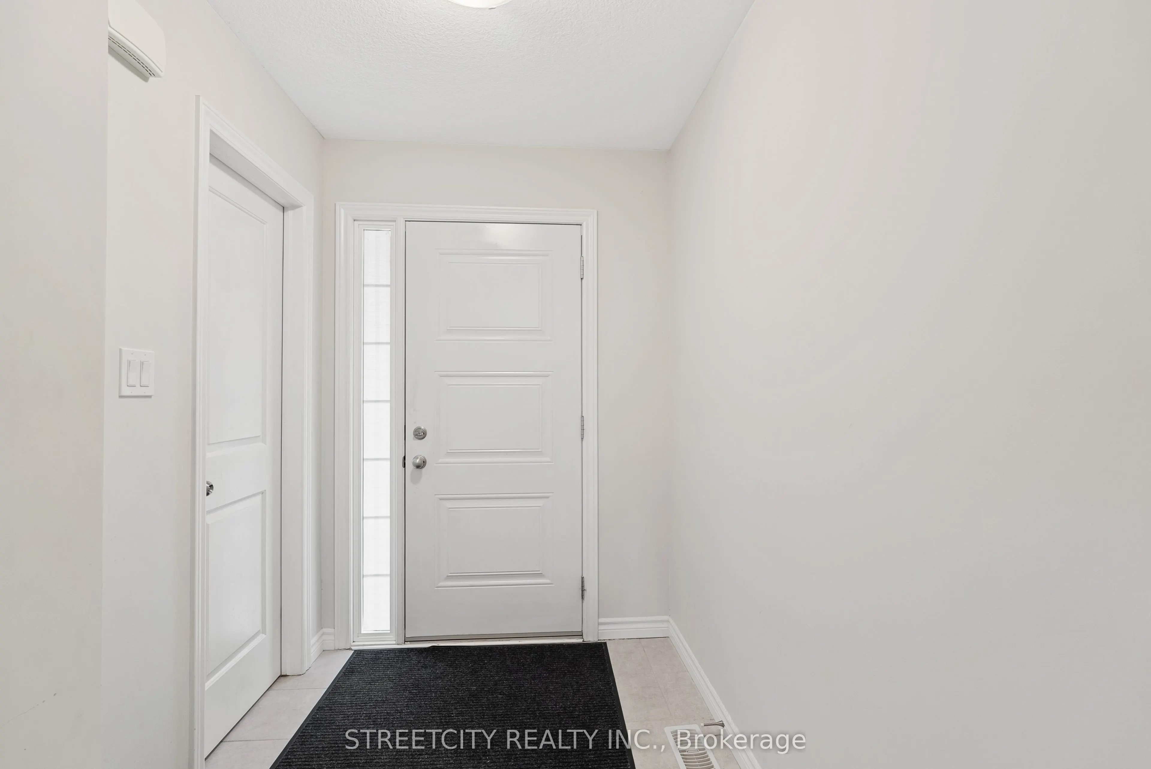 307 Kennington Way
