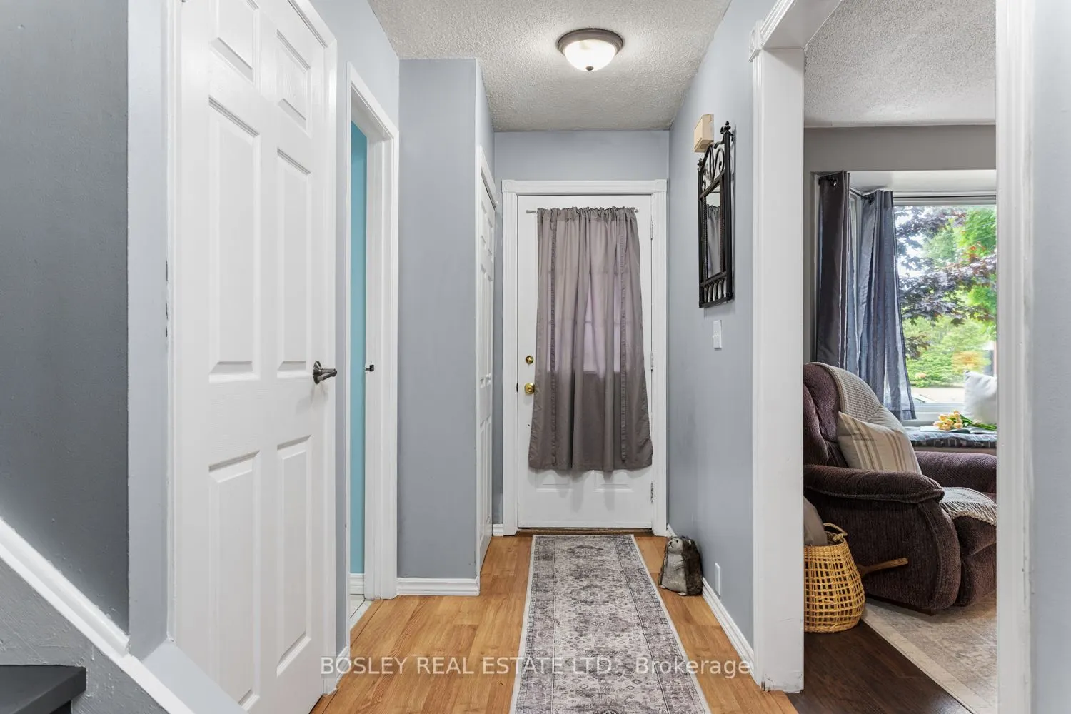 687 Mackechnie Crescent