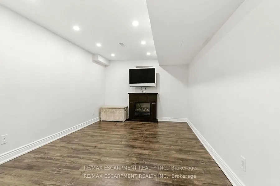 7764 Sycamore Drive