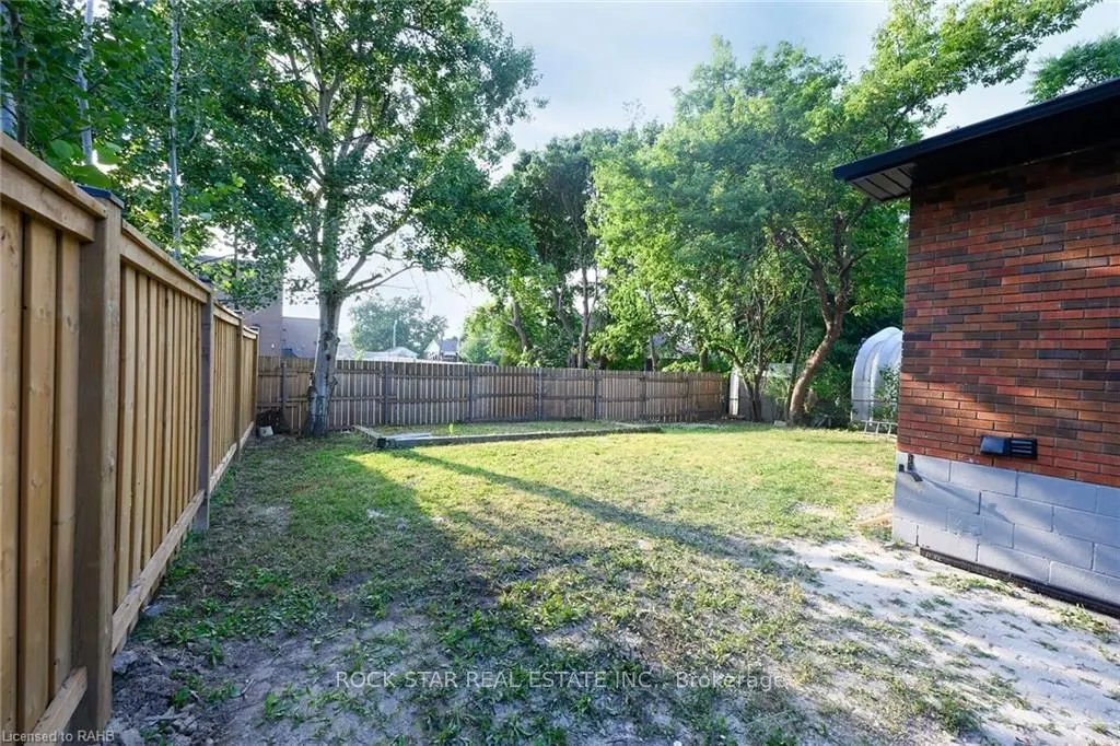 170 Terrace Drive, #Upper