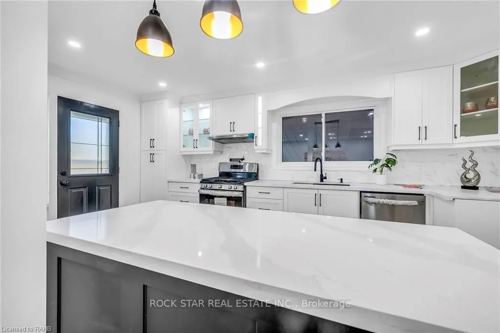 170 Terrace Drive, #Upper