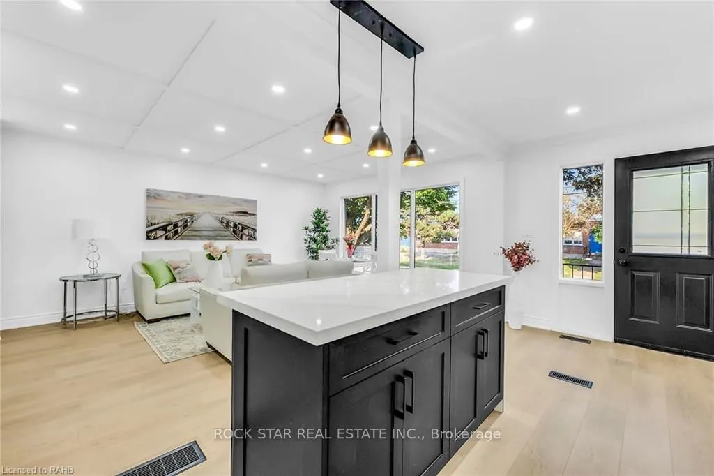 170 Terrace Drive, #Upper