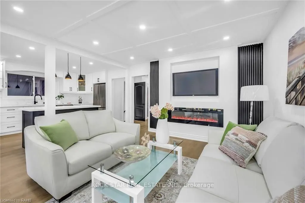 170 Terrace Drive, #Upper