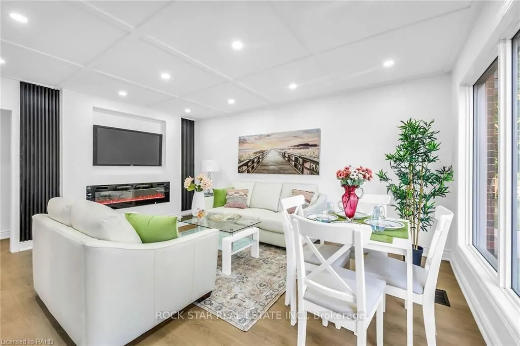 170 Terrace Drive, #Upper