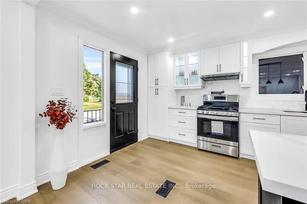 170 Terrace Drive, #Upper