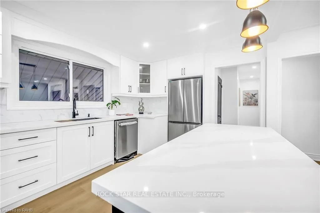 170 Terrace Drive, #Upper