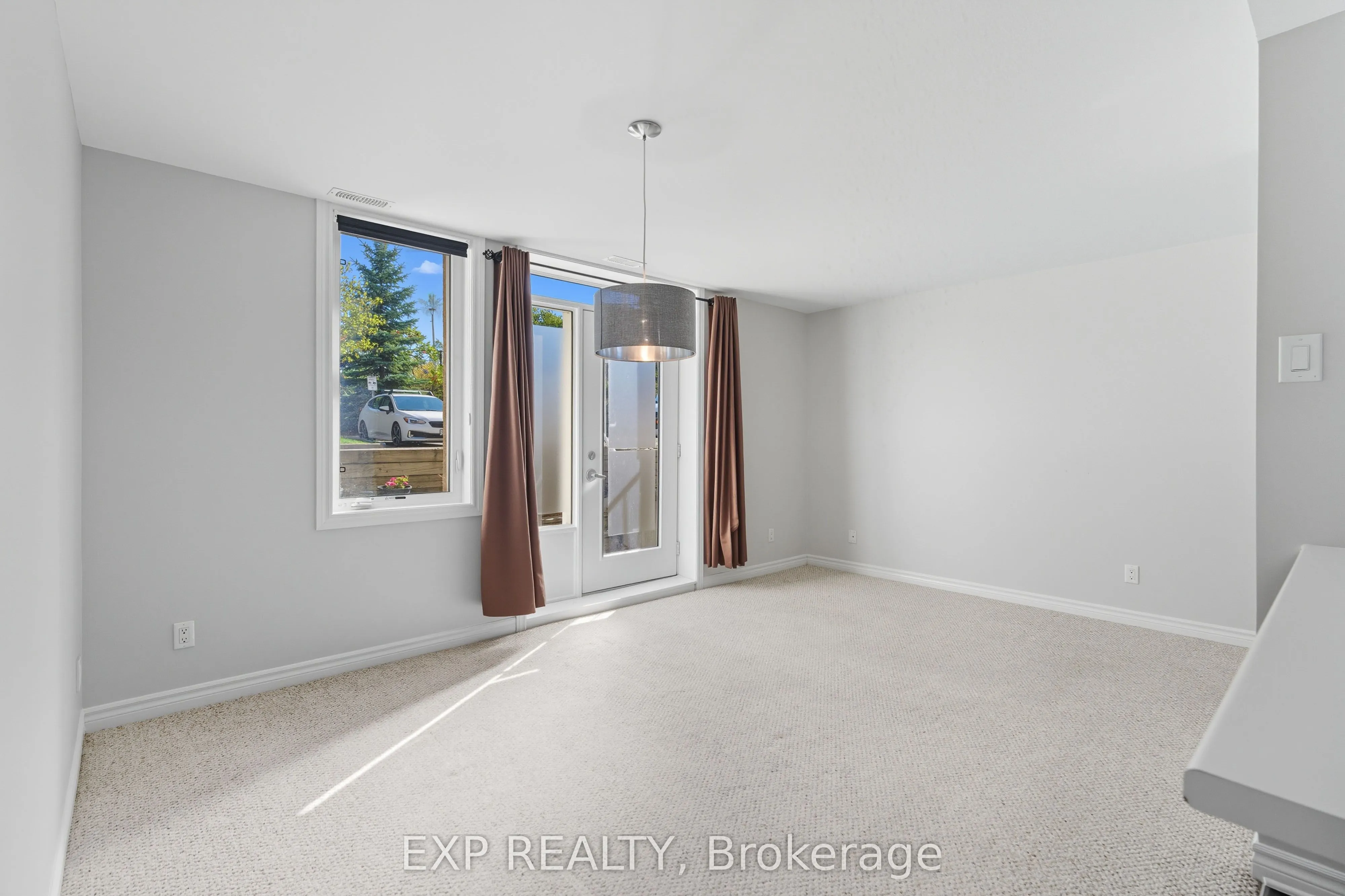 330 Everest Private, #A