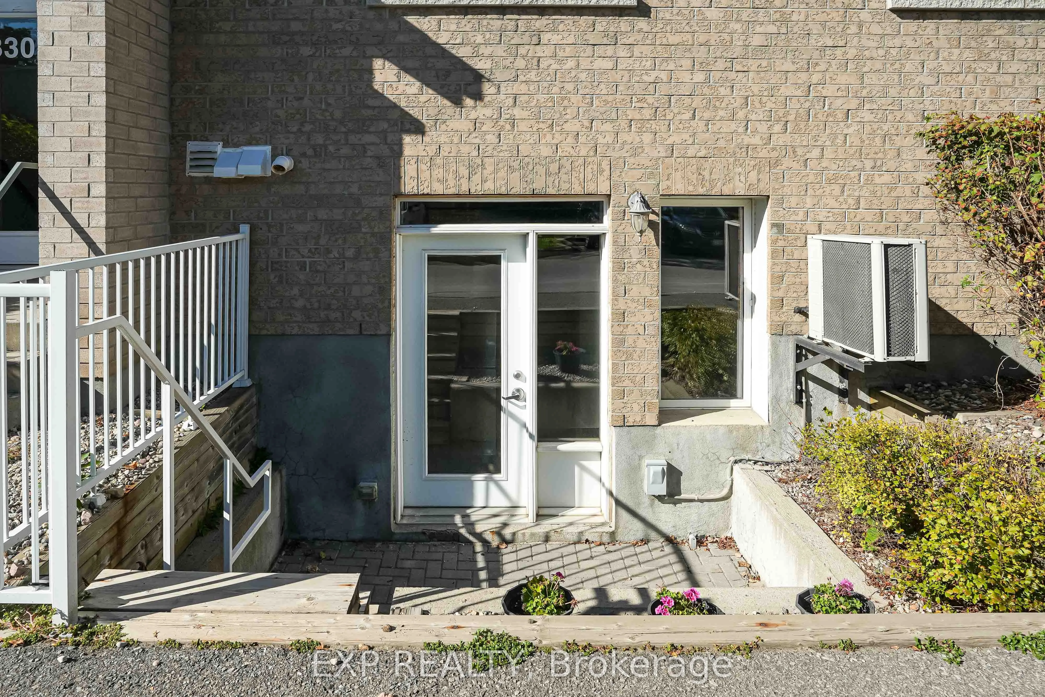 330 Everest Private, #A