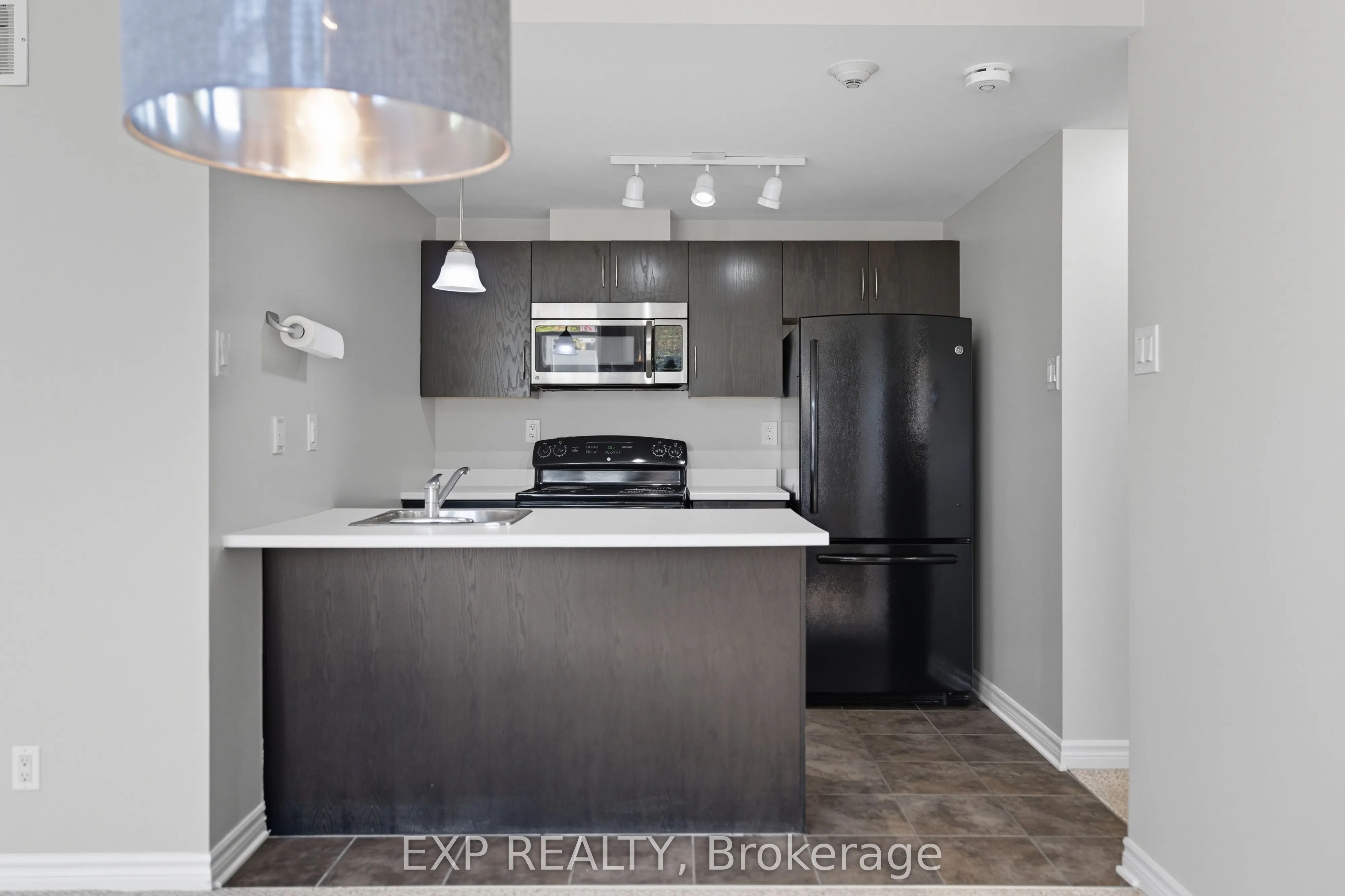 330 Everest Private, #A