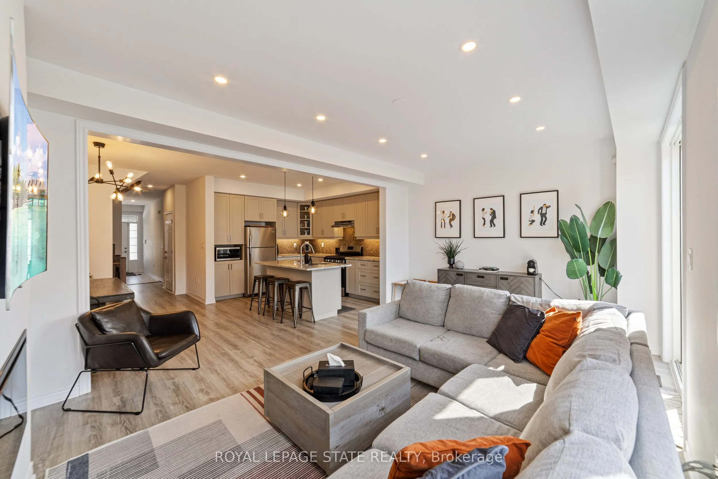 1890 Rymal Road E, #43