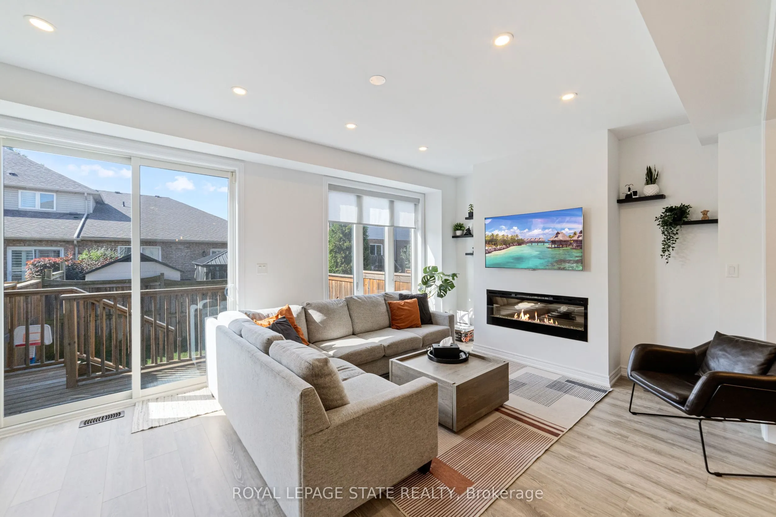 1890 Rymal Road E, #43