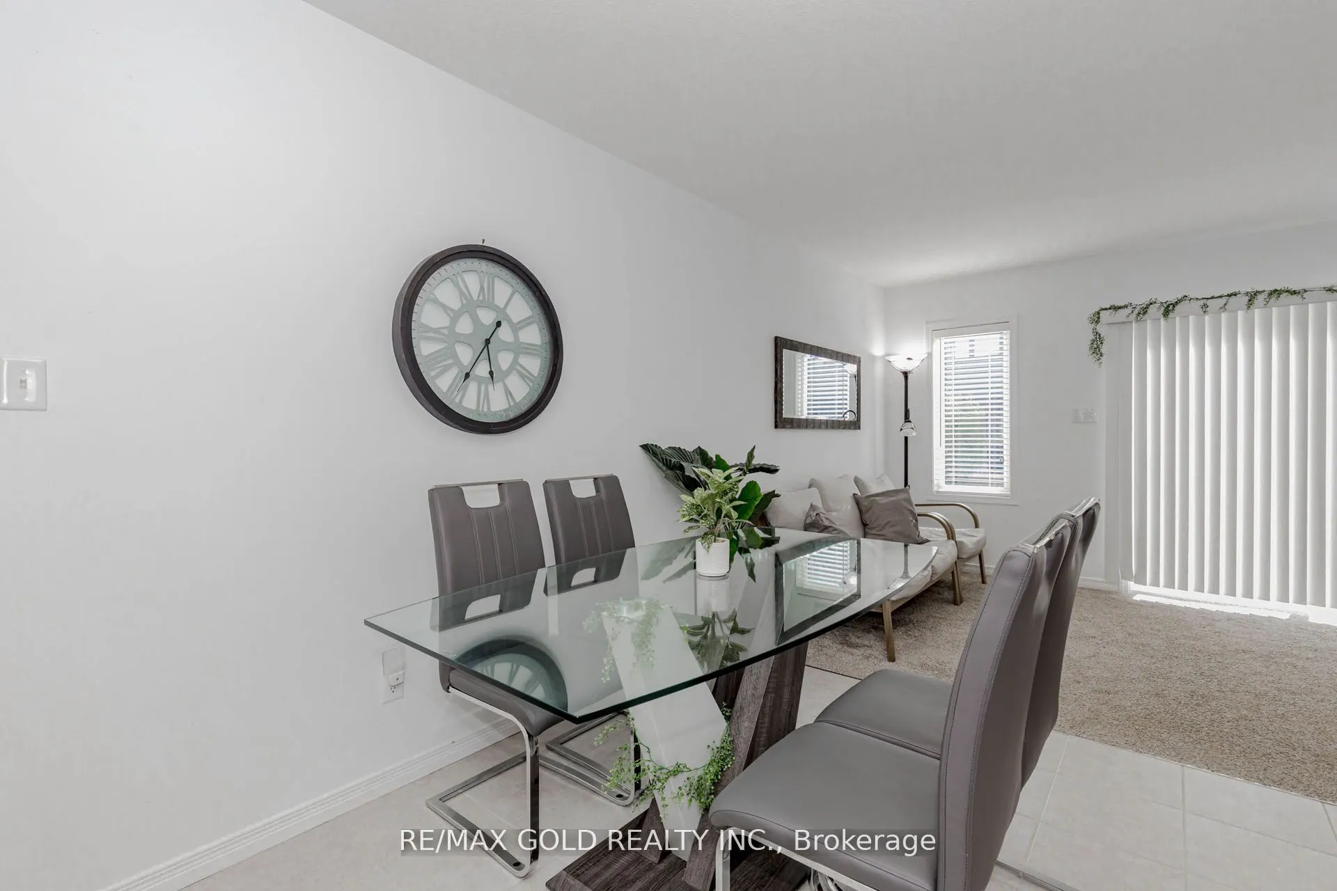 208 Woodmeadow Court