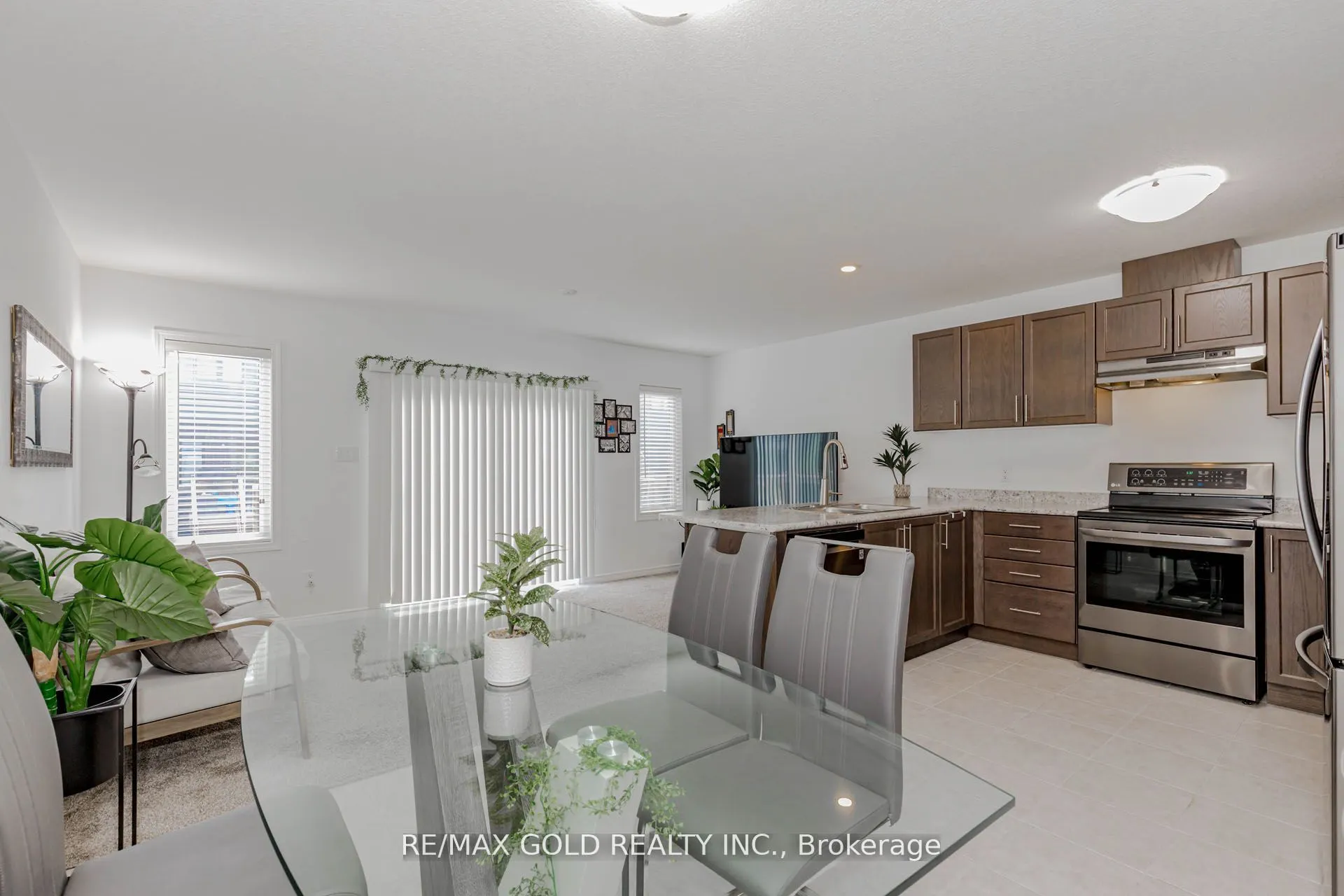 208 Woodmeadow Court
