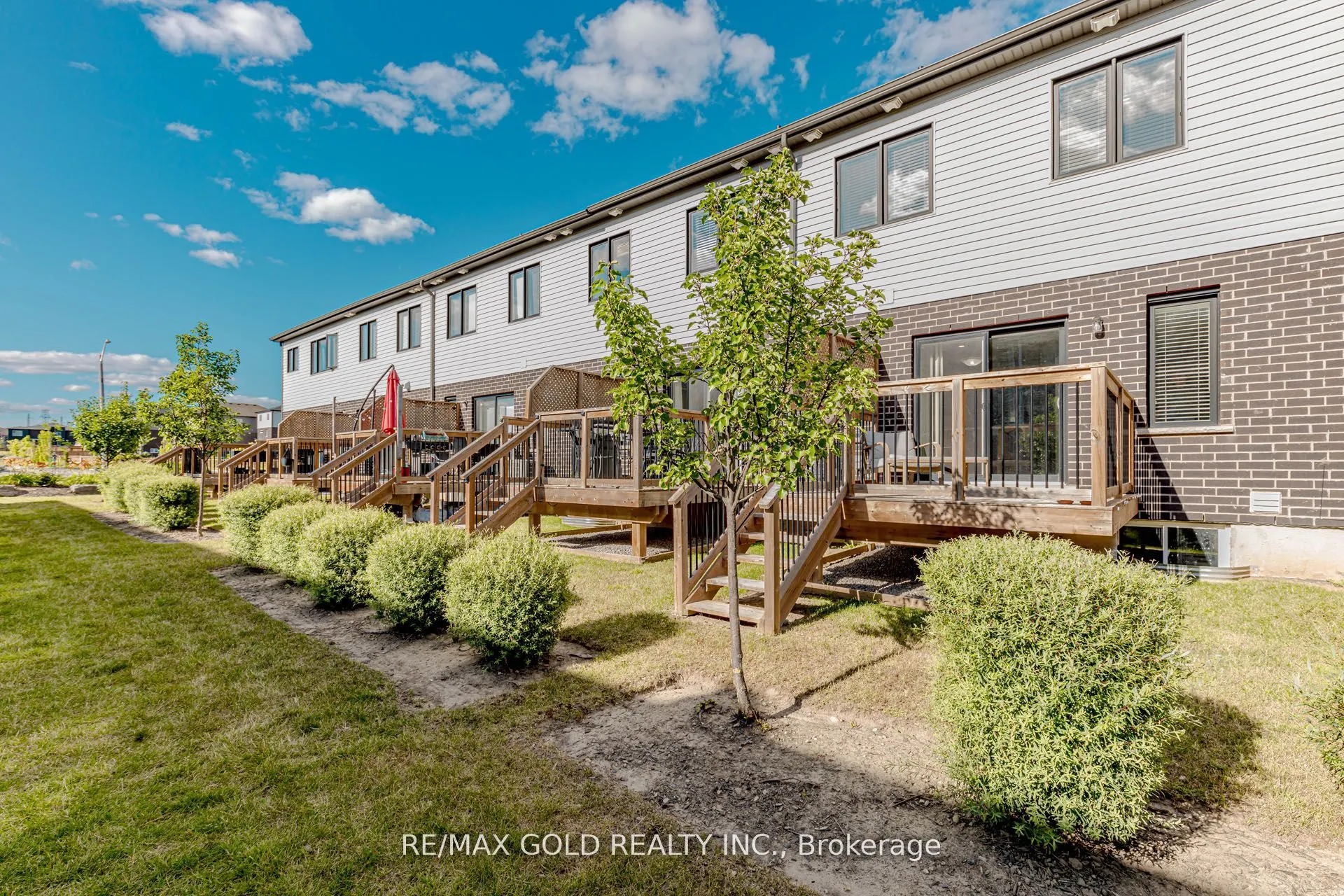 208 Woodmeadow Court