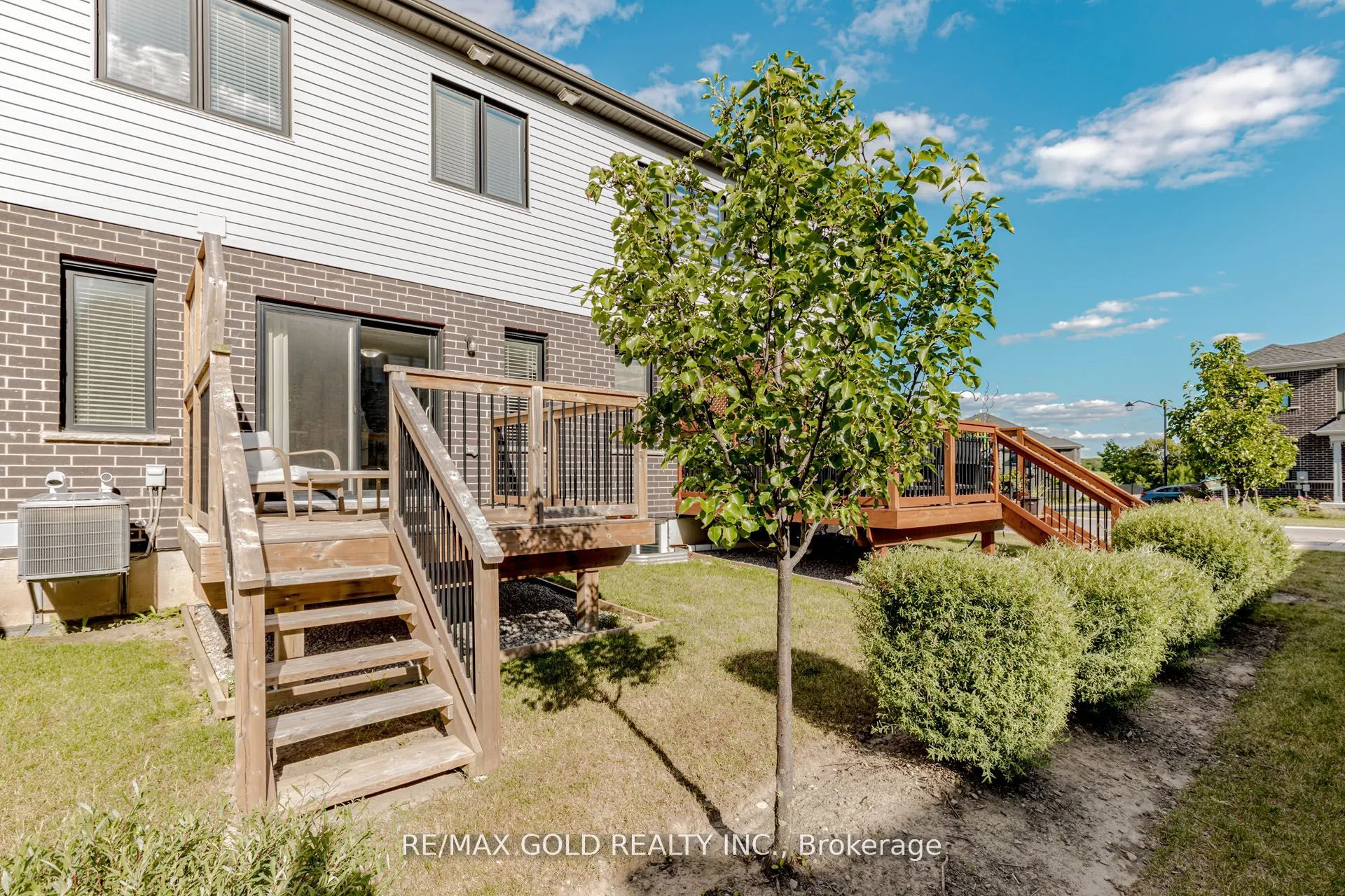 208 Woodmeadow Court