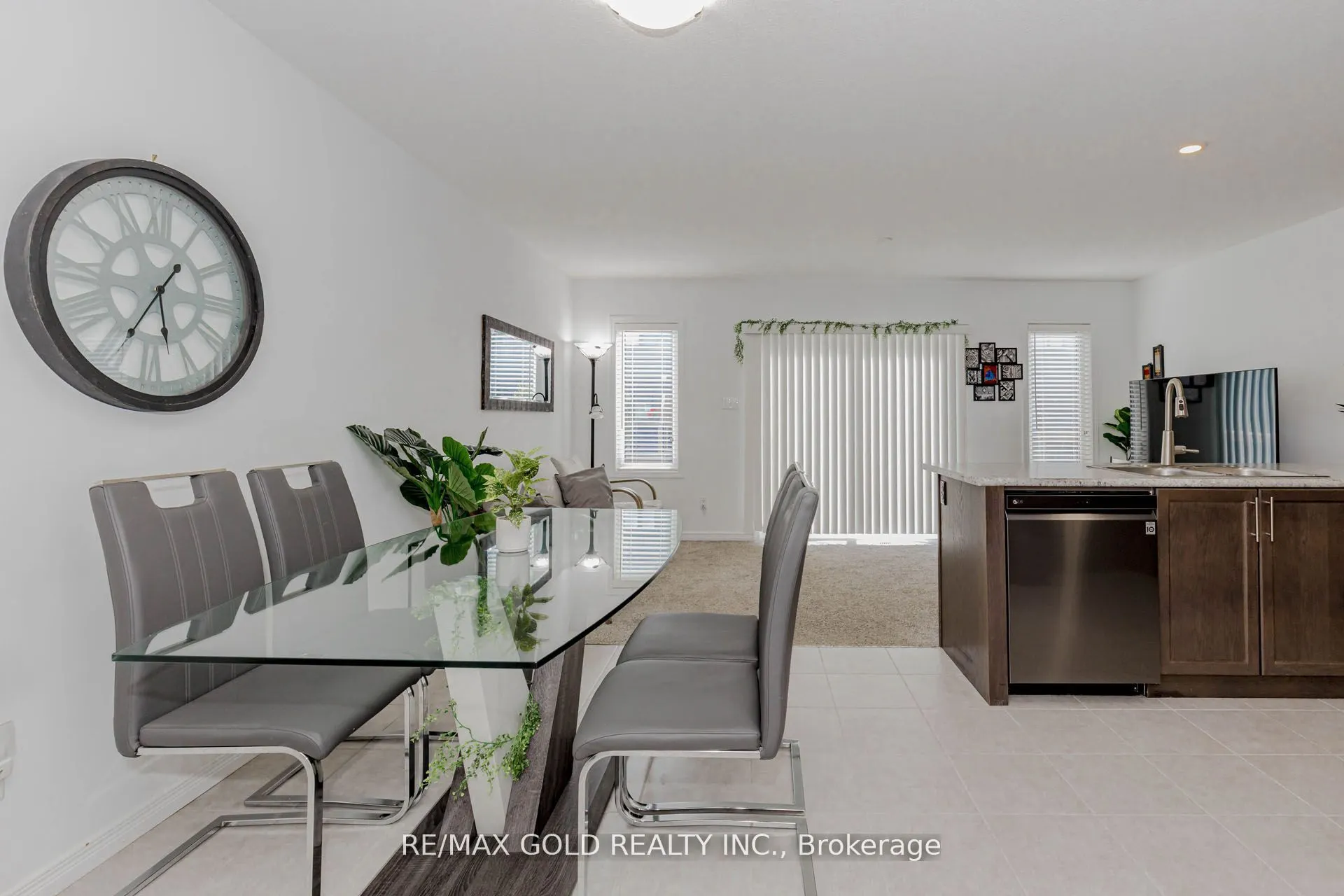 208 Woodmeadow Court