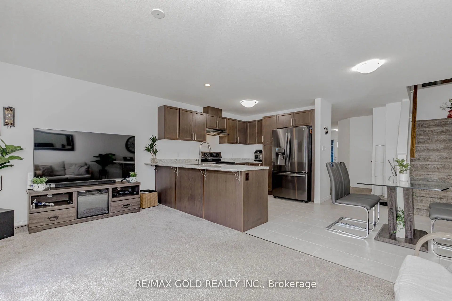 208 Woodmeadow Court