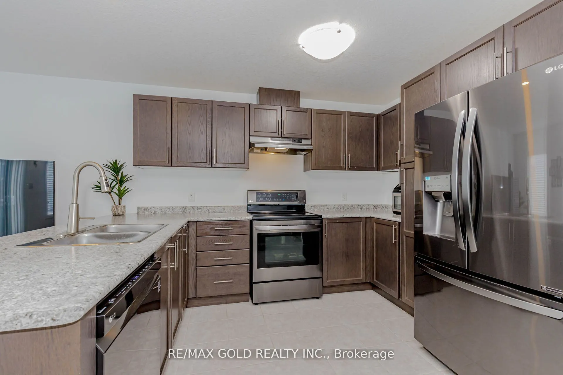 208 Woodmeadow Court