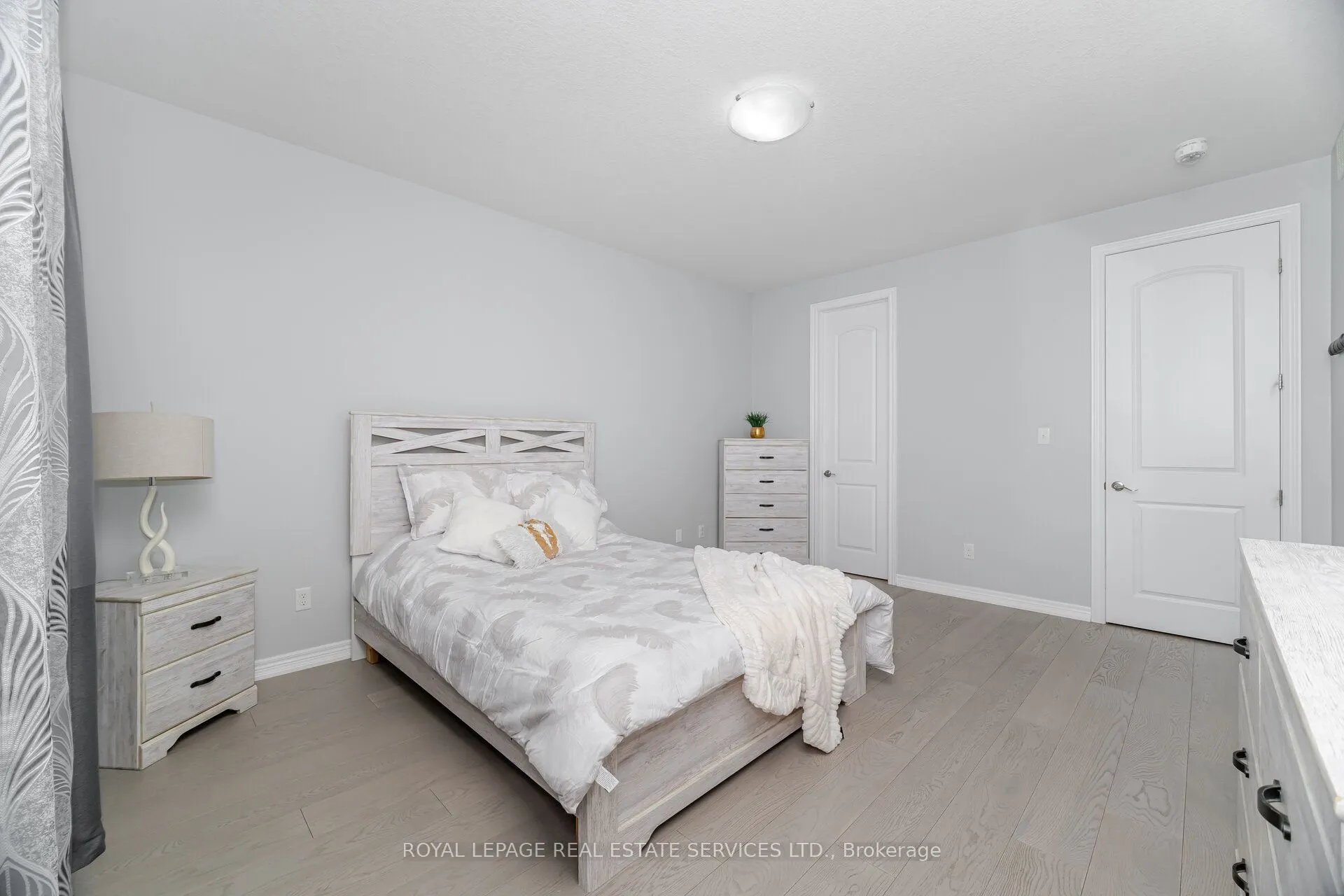 80 Sparrow Avenue