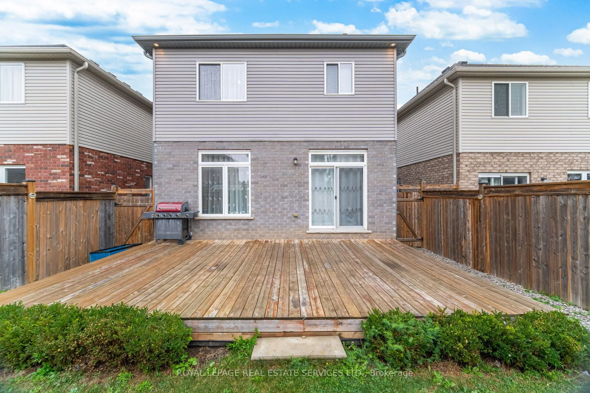 80 Sparrow Avenue