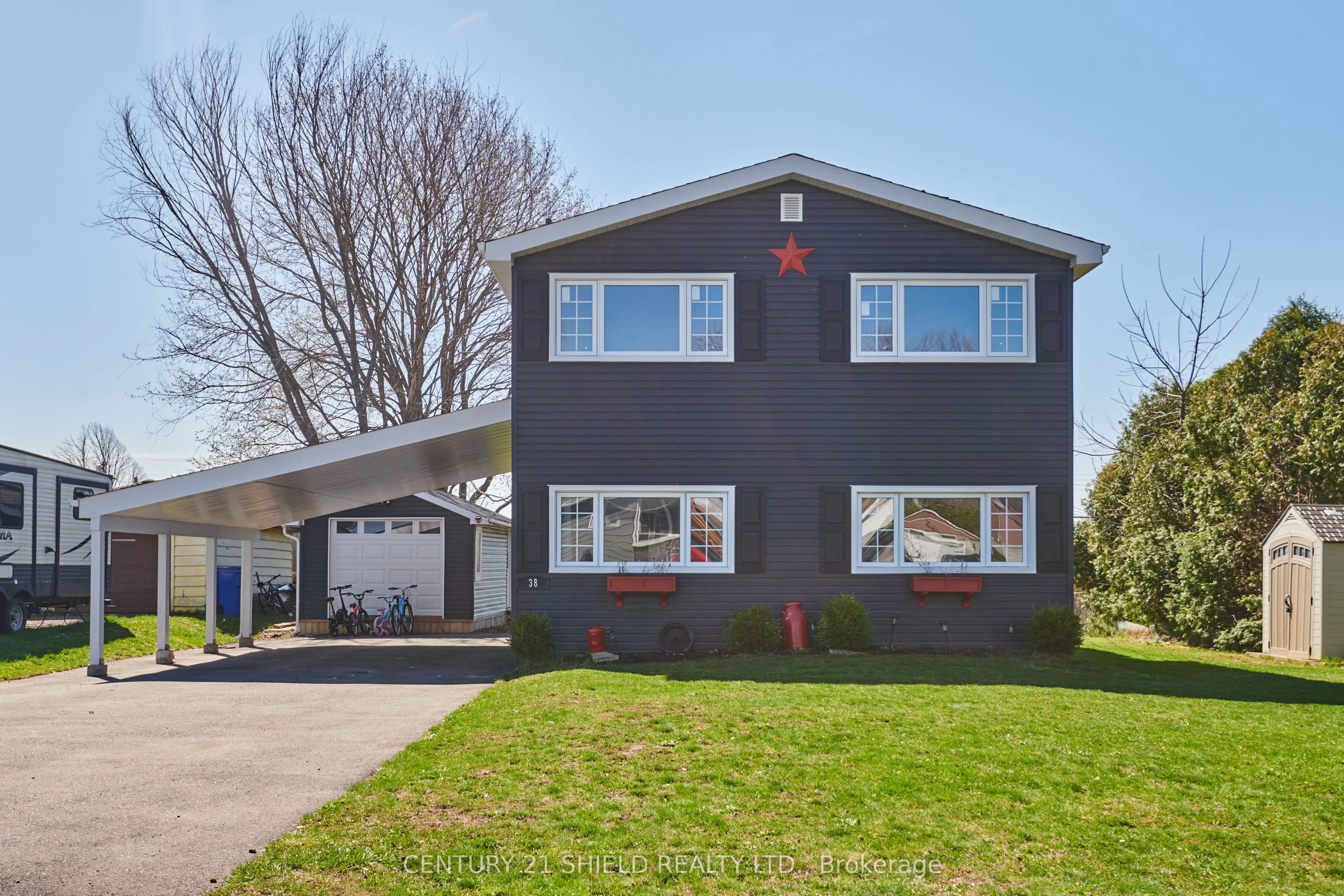 38 St Lawrence Street