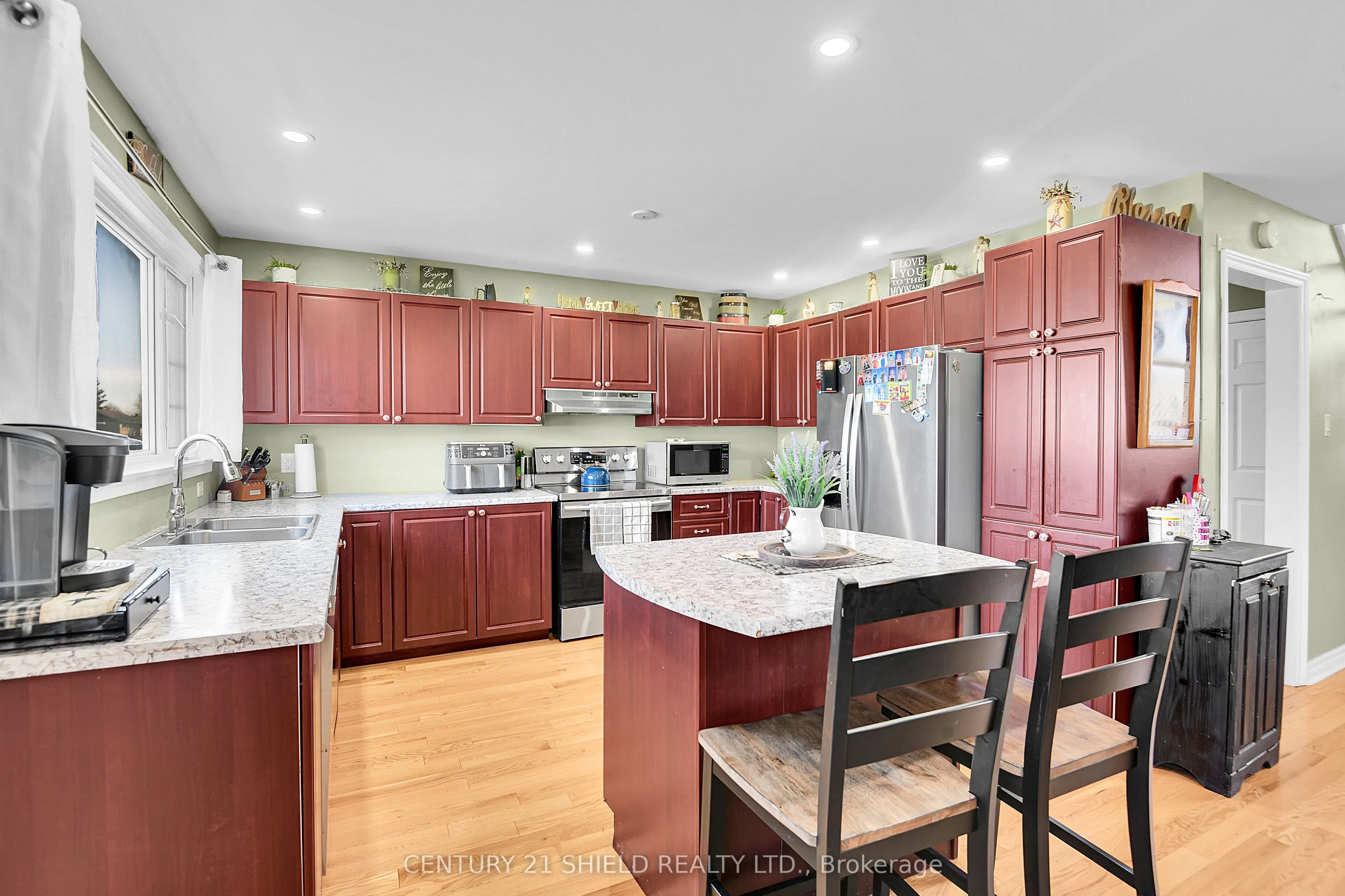 38 St Lawrence Street