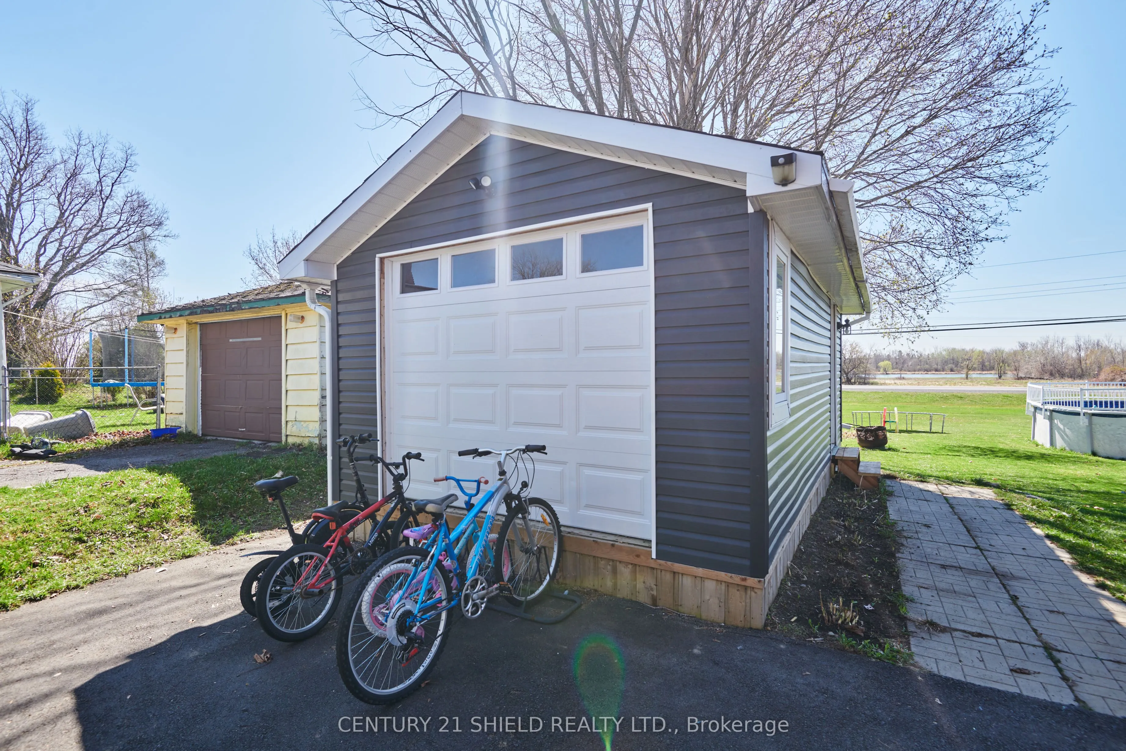 38 St Lawrence Street