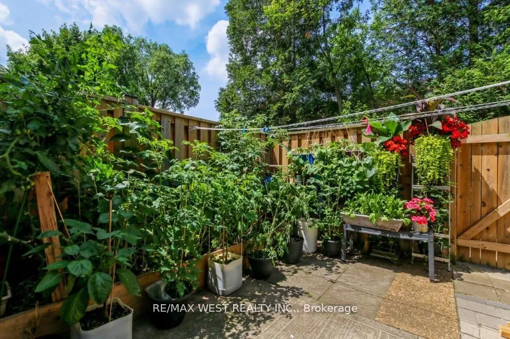 1084 Southdale Road E, #23