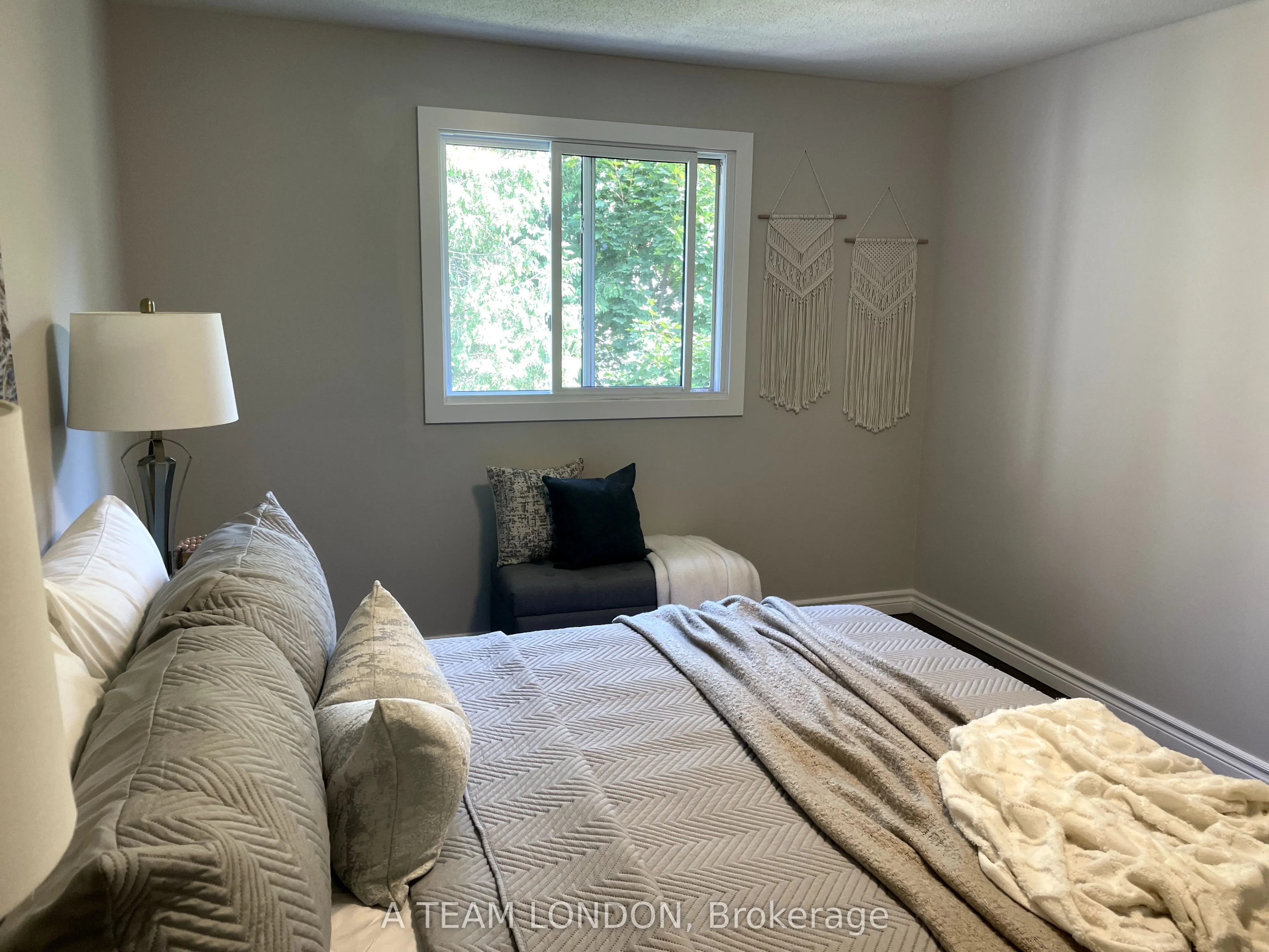 355 Sandringham Crescent, #44